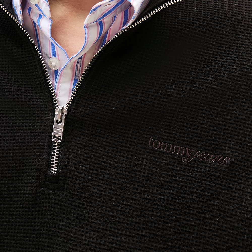 TOMMY HILFIGER TJM RLX WAFFLE SCRIPT QRTR ZIP DM0DM21880 3