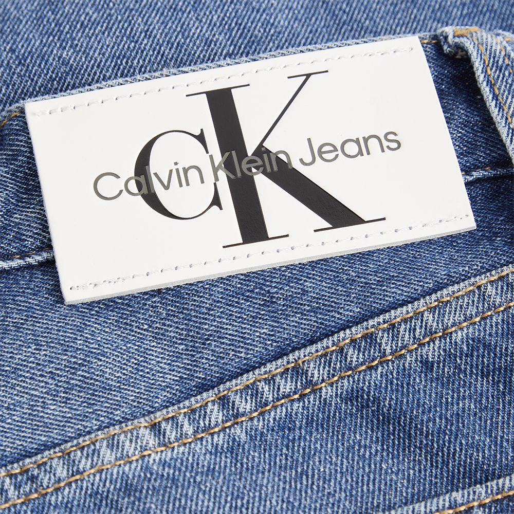 CALVIN KLEIN REGULAR SHORT J30J322787 5