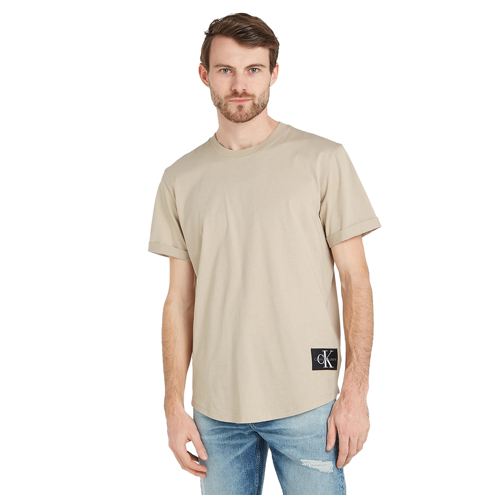 CALVIN KLEIN BADGE TURN UP SLEEVE J30J323482 1