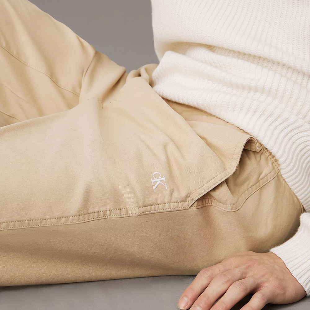 CALVIN KLEIN CROPPED WOVEN PANT J30J326822 3