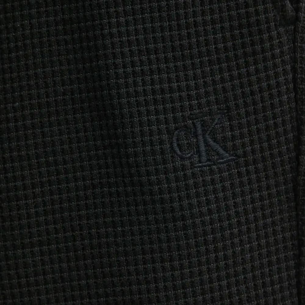 CALVIN KLEIN CHUNKY WAFFLE SHORT J30J327247 3