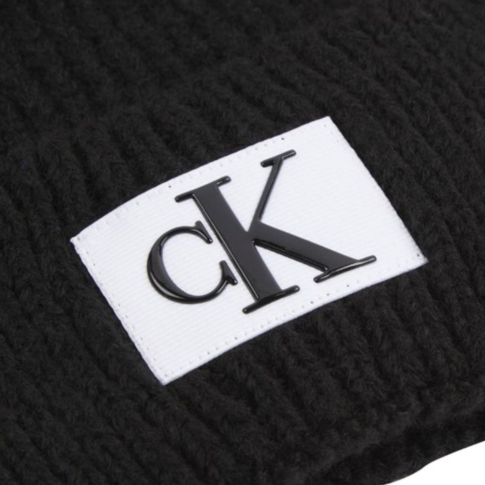 CALVIN KLEIN SEASONAL PATCH BEANIE K50K512451 3