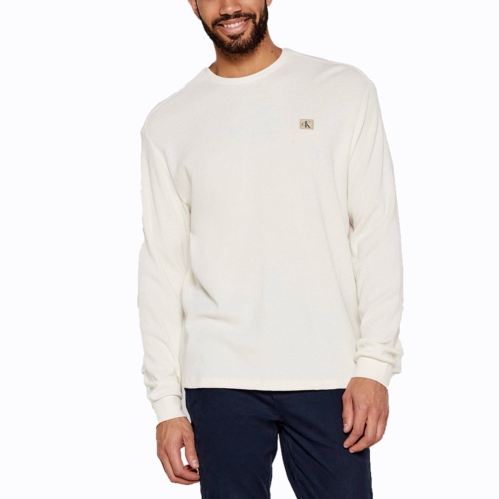 CALVIN KLEIN LS WAFFLE BADGE CREWNK TEE LV040EM217 1