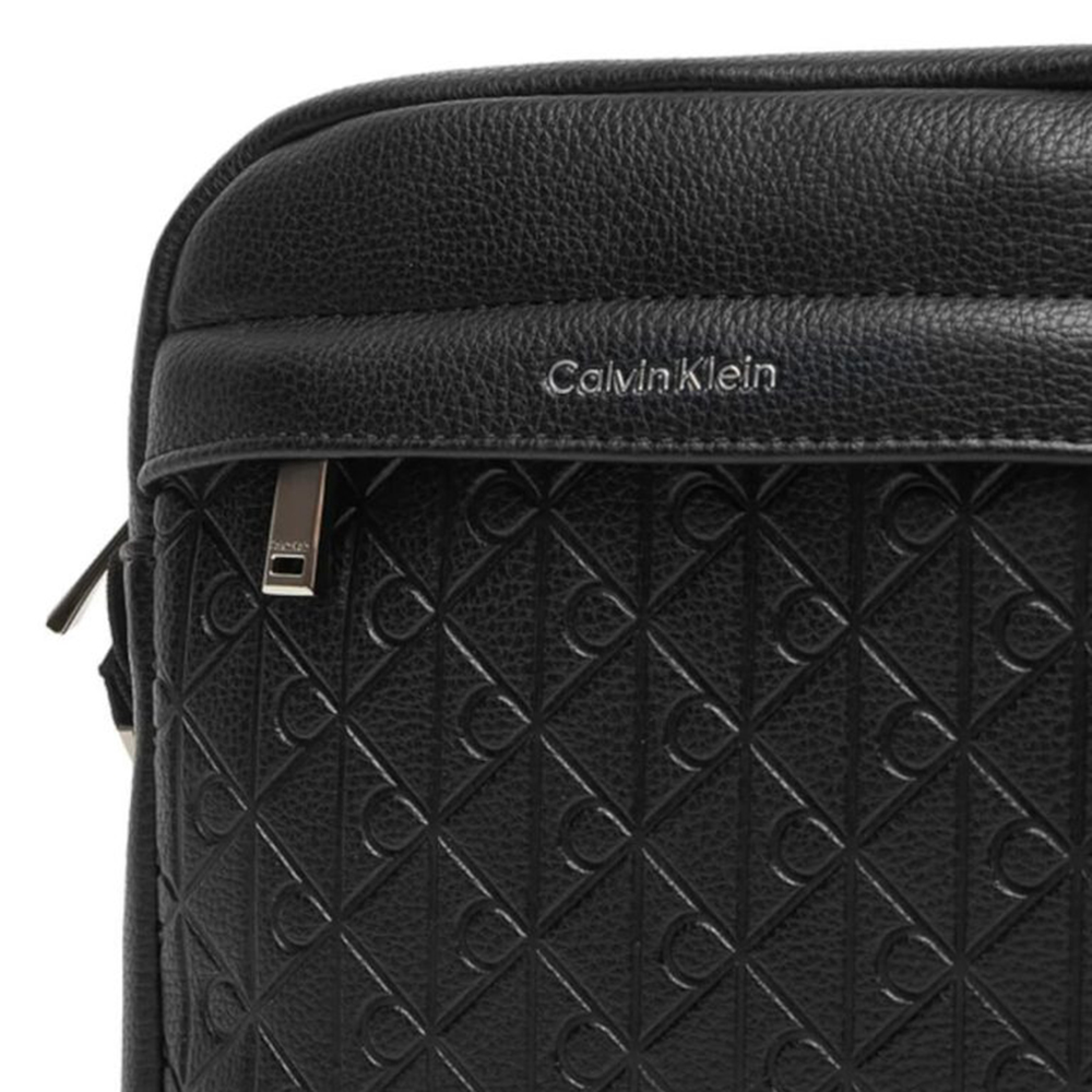 CALVIN KLEIN EMBLEM EMBOSS REPORTER LV04D3204G 3