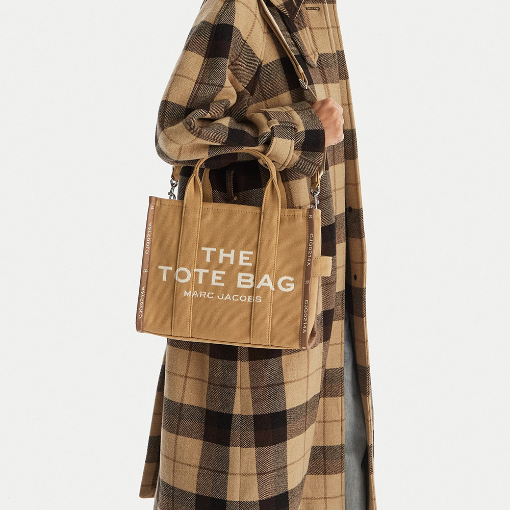 MARC JACOBS THE MEDIUM TOTE HANDBAG M0017027 4