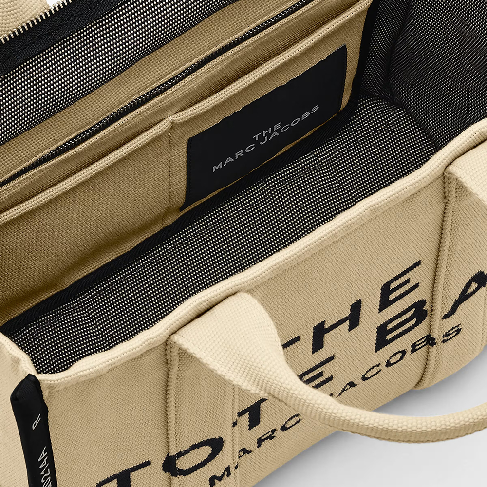 MARC JACOBS THE MEDIUM TOTE HANDBAG M0017027 4