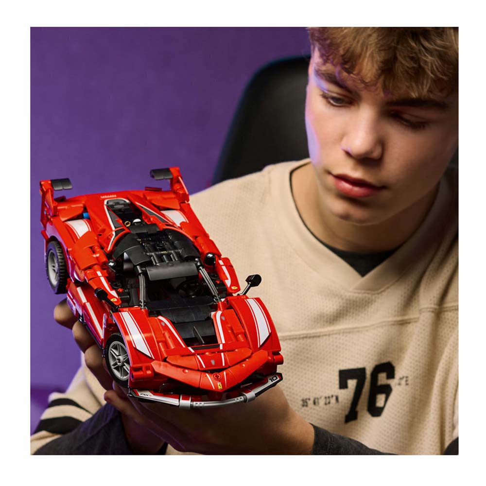 Technic Ferrari FXX K 42212 Lego - 4