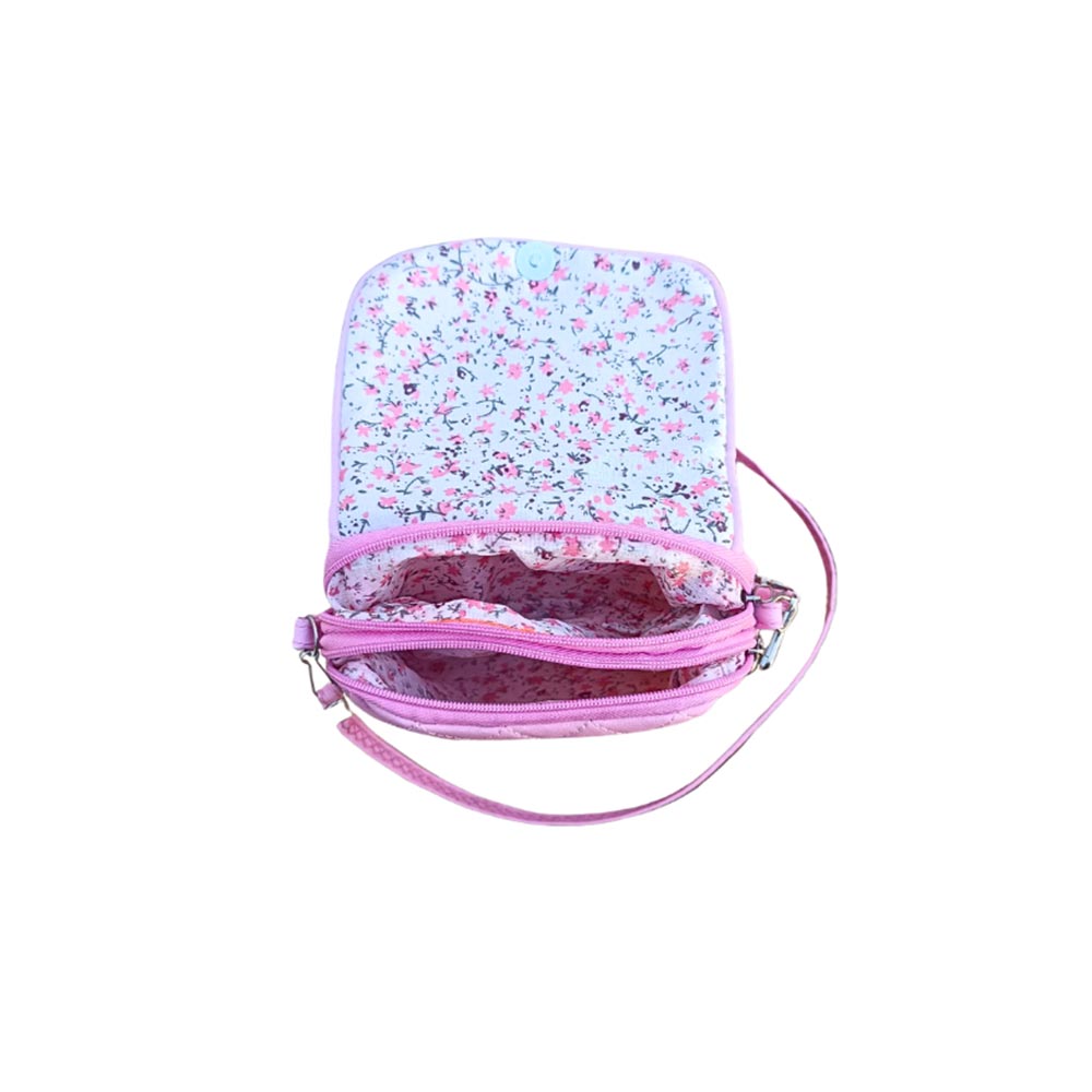 Χειροποίητη Αρωματική Λαμπάδα για Κορίτσι με Τσαντάκι Ώμου Hello Kitty - 3