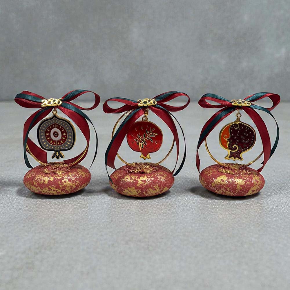 Χειροποίητο Γούρι Πέτρας 2026 Ρόδι 12εκ. Σε Διάφορα Σχέδια 12554 OEM - 110845