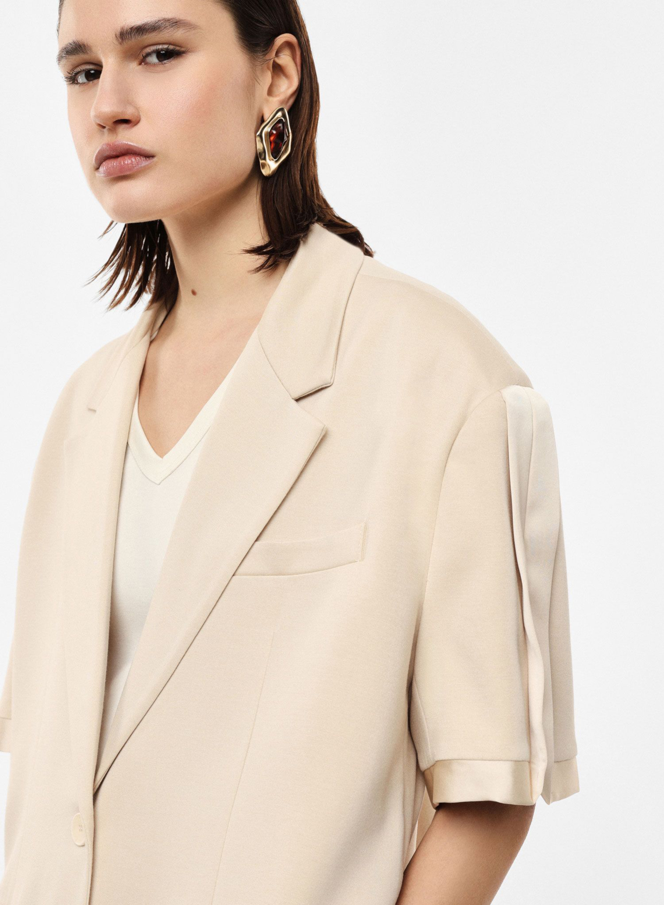 Beige oversized Jacket with short sleeves and with satin details Imperial  - 1