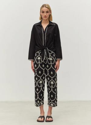 Black Shirt with rounded hem and with V neckline "ATTRACTIVE" Devotion Twins - 46744