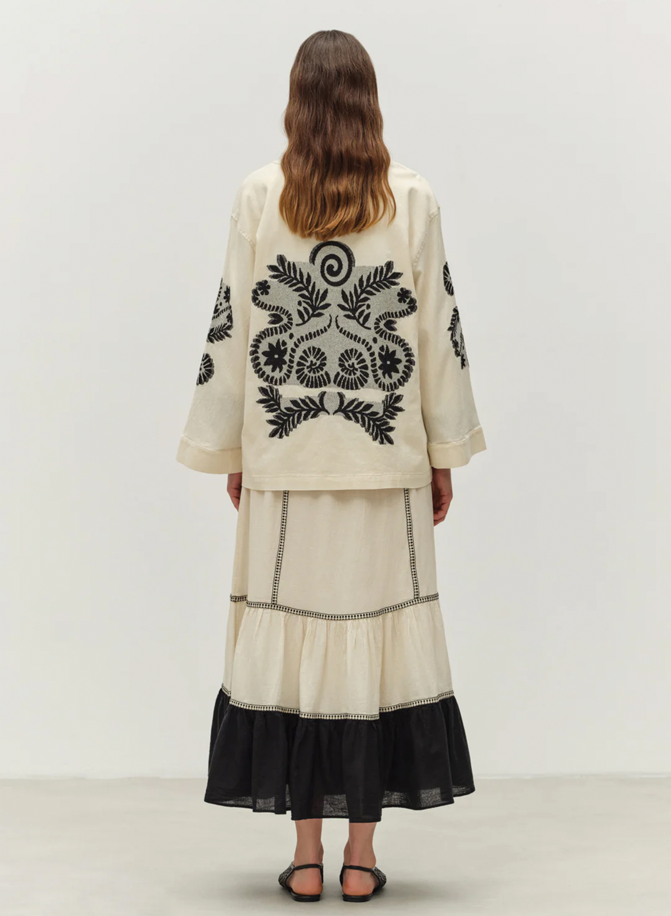 Off White Jacquard Jacket "GENVINE" Devotion Twins - 1
