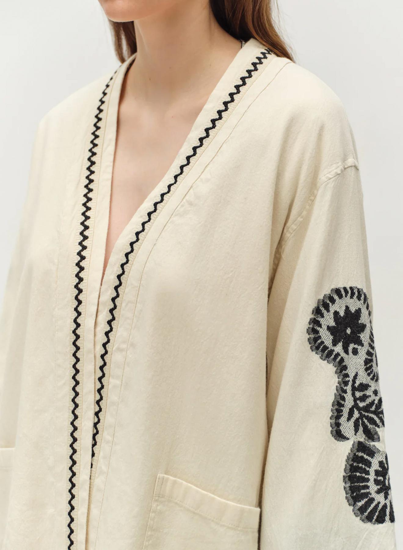 Off White Jacquard Jacket "GENVINE" Devotion Twins - 4