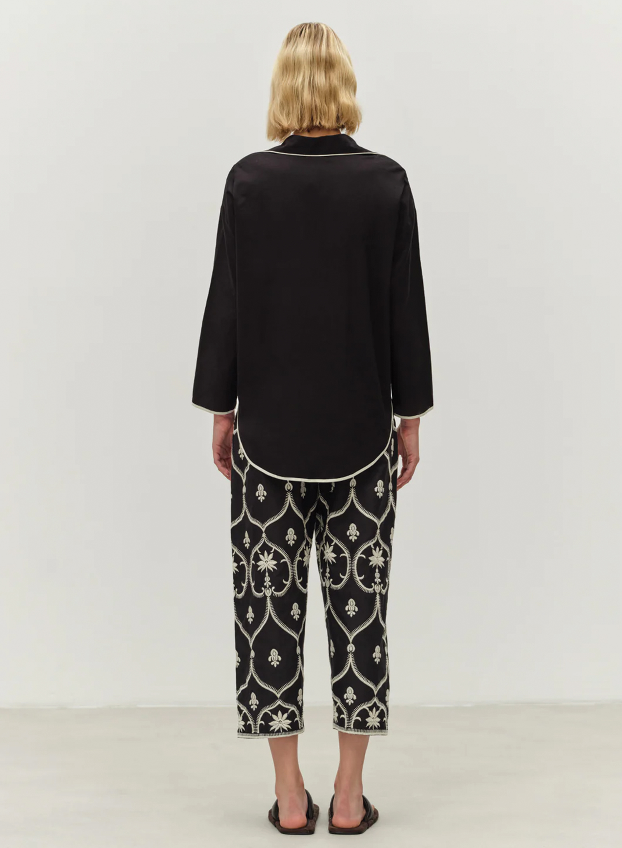 Black -Off White Pants with embroidery "RESILIENT" Devotion Twins - 1