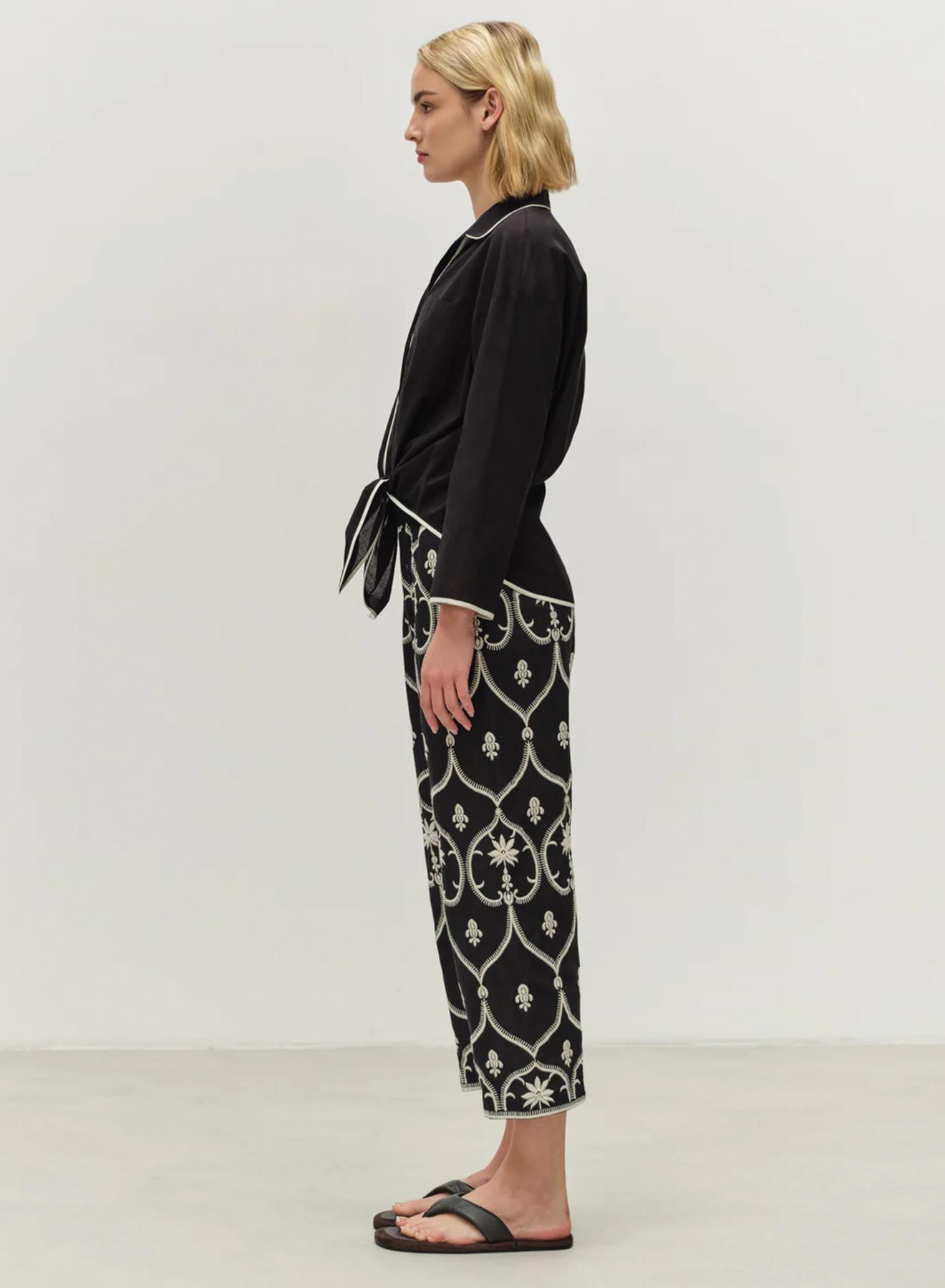 Black -Off White Pants with embroidery "RESILIENT" Devotion Twins - 3