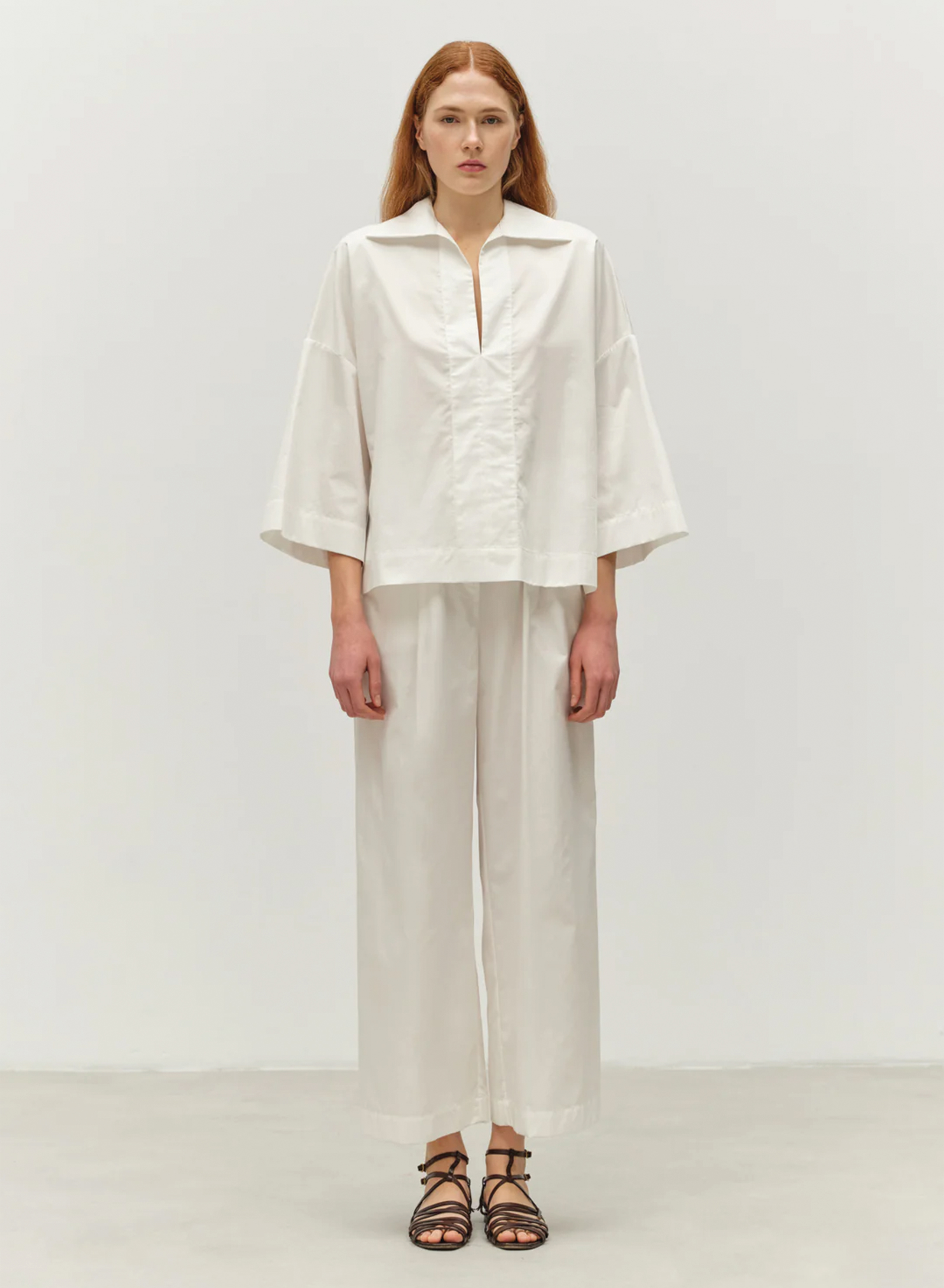 White poplin Pants with pleats and with back elasticated waistband "SYNESI" Devotion Twins - 1