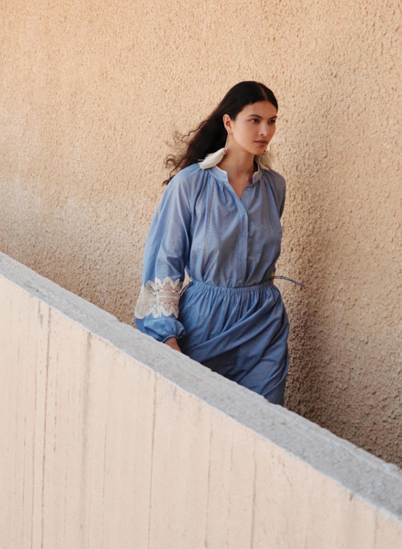 Γαλάζια Μπλούζα voile με δαντέλα και με Μάο γιακά "SECRET" Devotion Twins - 2