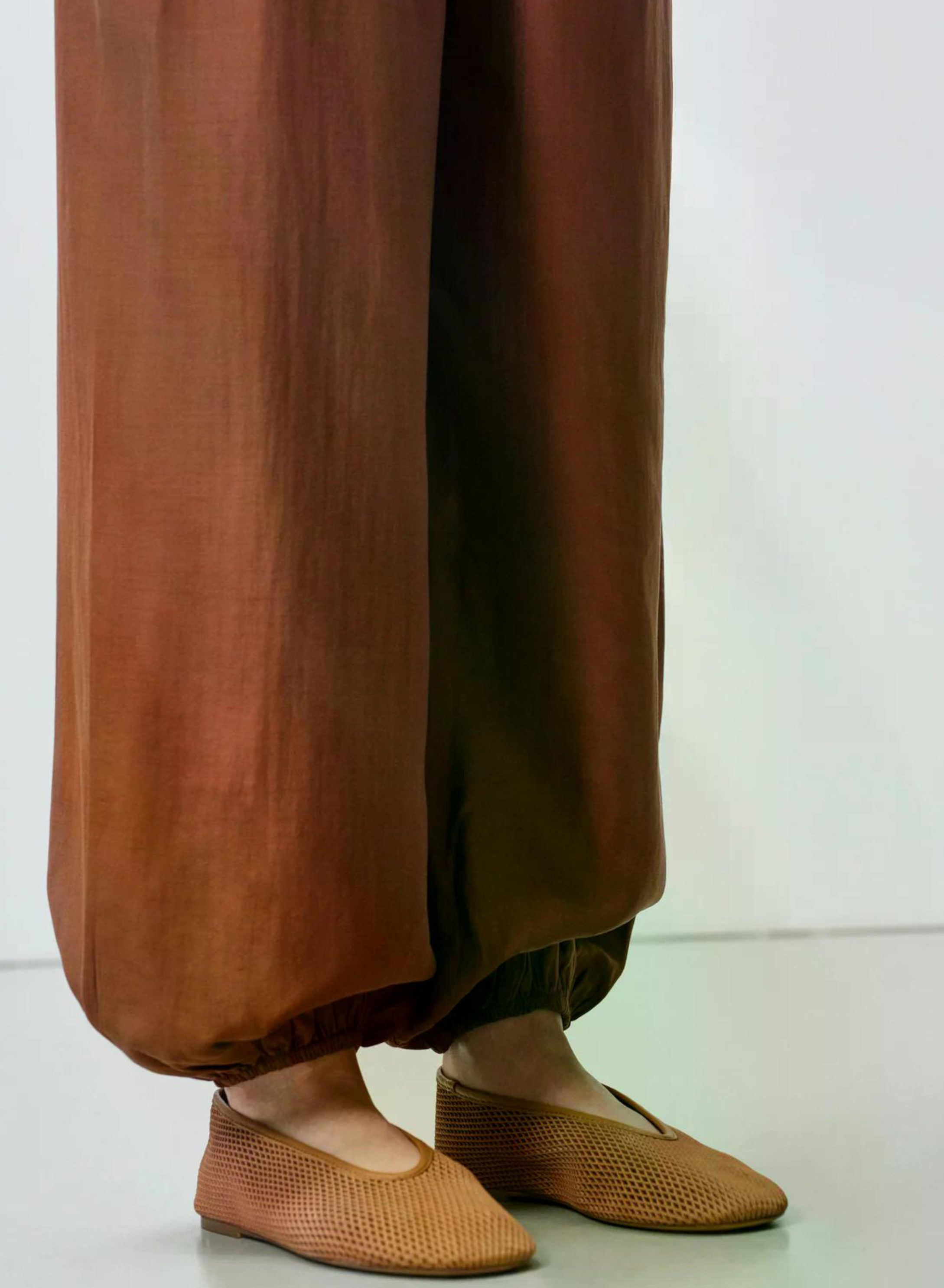 Chocolate Pants with elasticated waistband and hem "SILKSTONE" Devotion Twins - 3