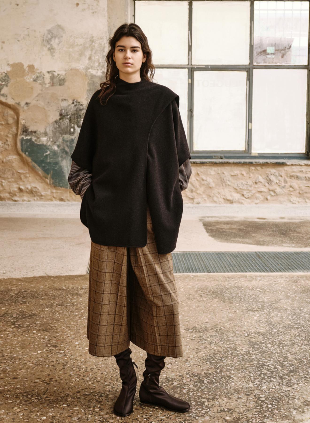 Chocolate wool Cape "ARSENE" Devotion Twins - 2