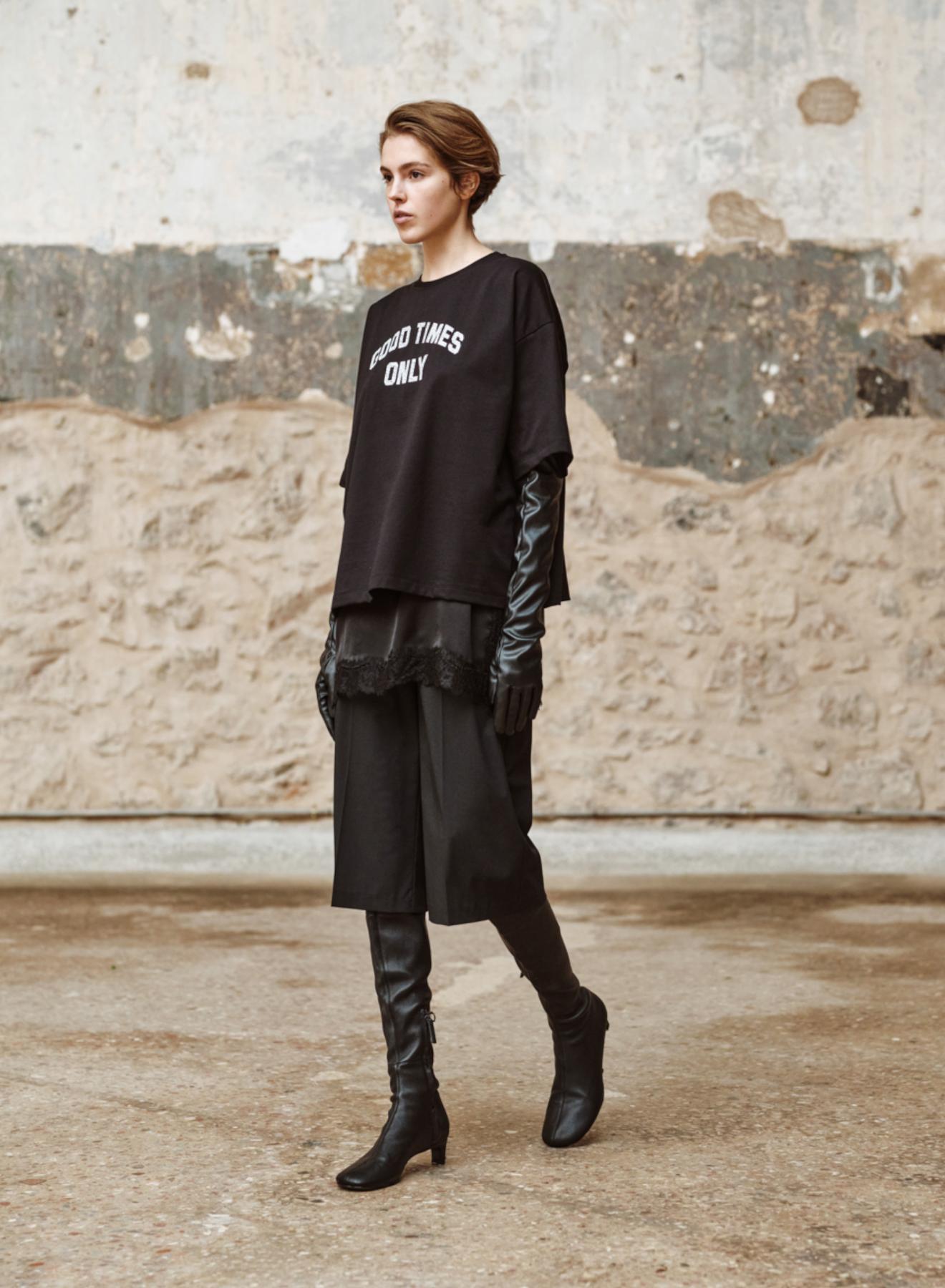 Black cotton T-Shirt with print "FRANCOICE" Devotion Twins - 2