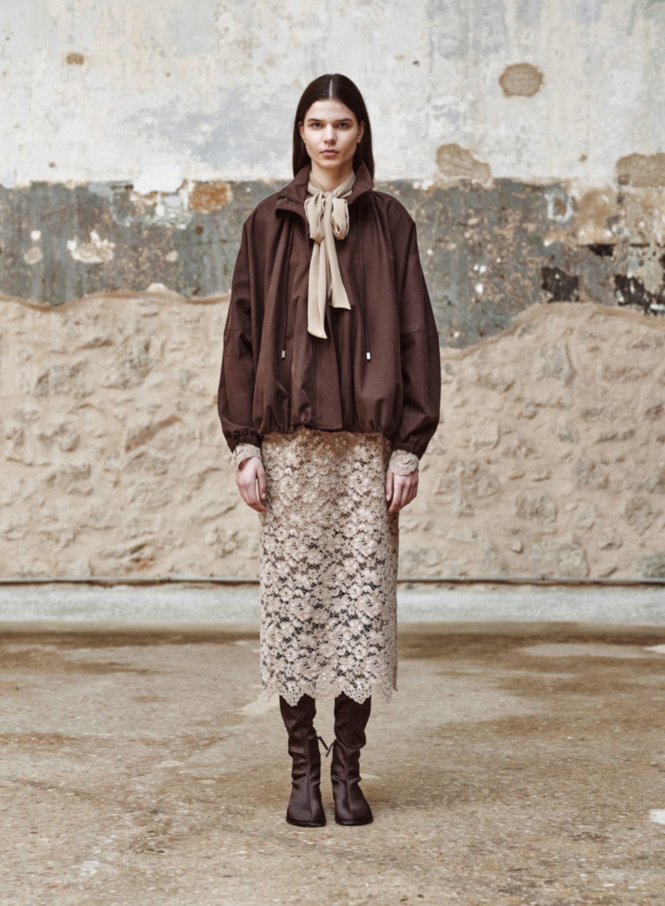 Beige lace Skirt with elasticated waistband with drawstring "AMBRELLE" Devotion Twins - 4