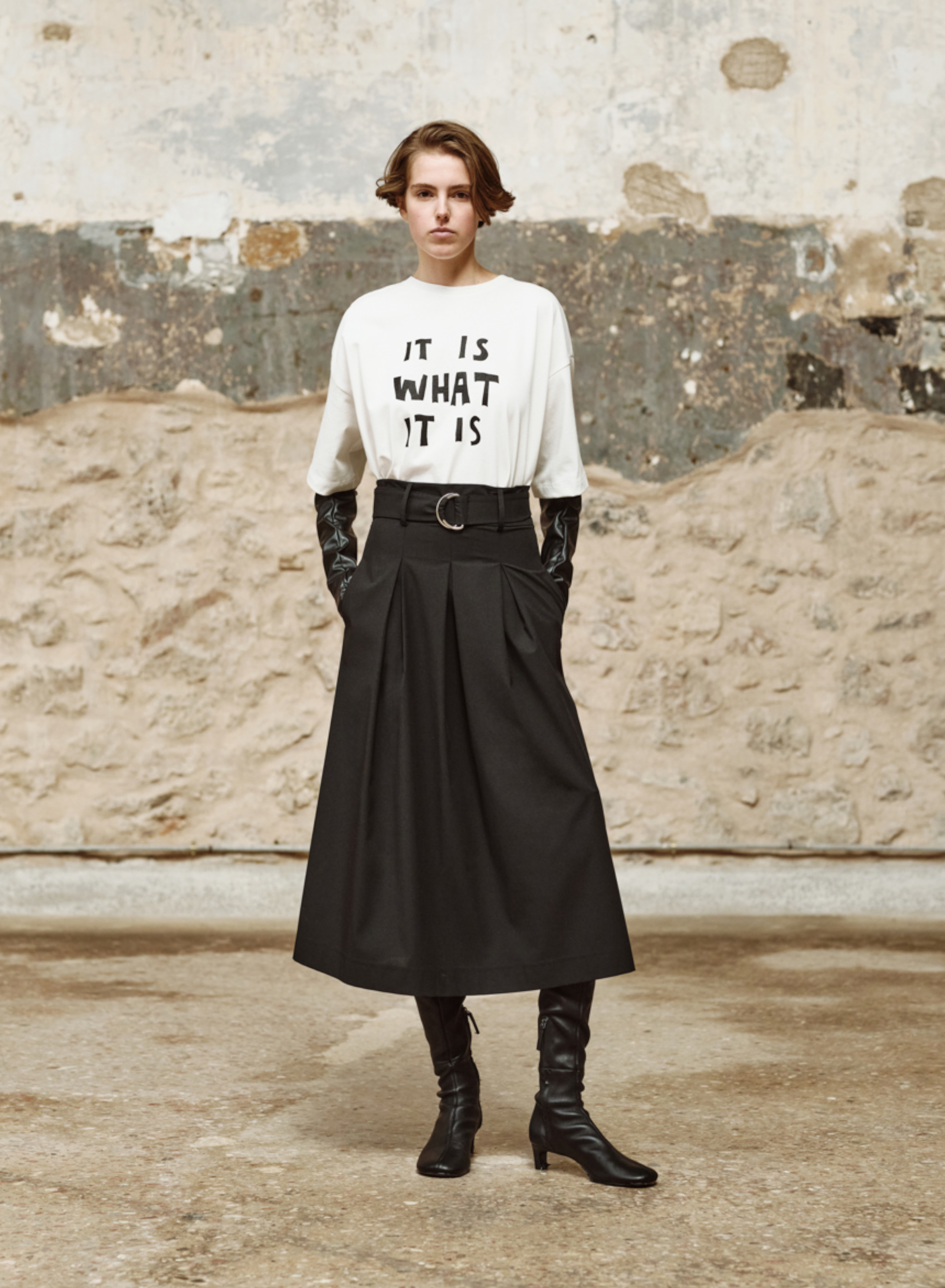 Black  pleated Skirt with belt "FLEURINE" Devotion Twins - 0