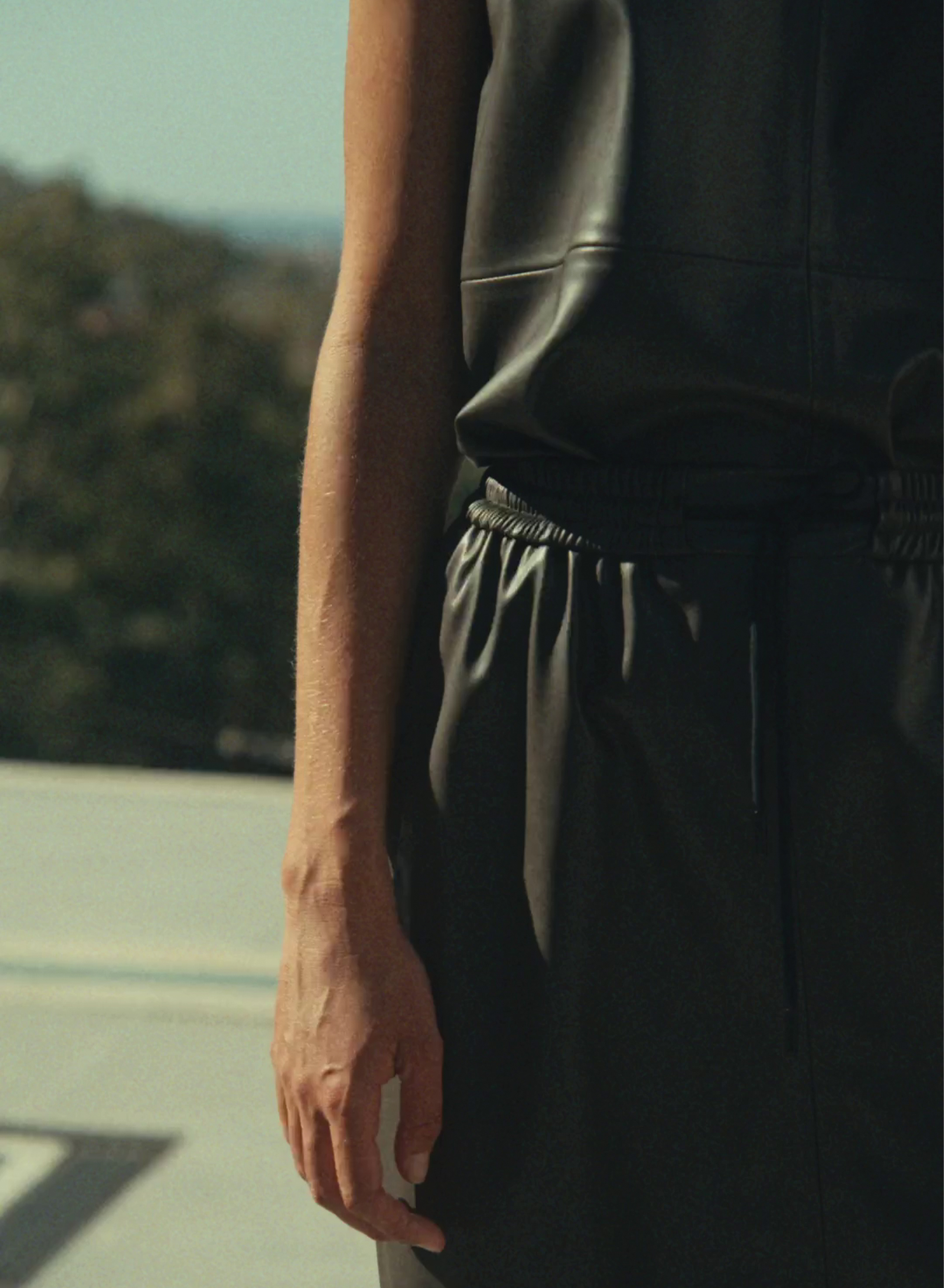 Σοκολά αμάνικο Τοπ από οικολογικό δέρμα Milla - 1