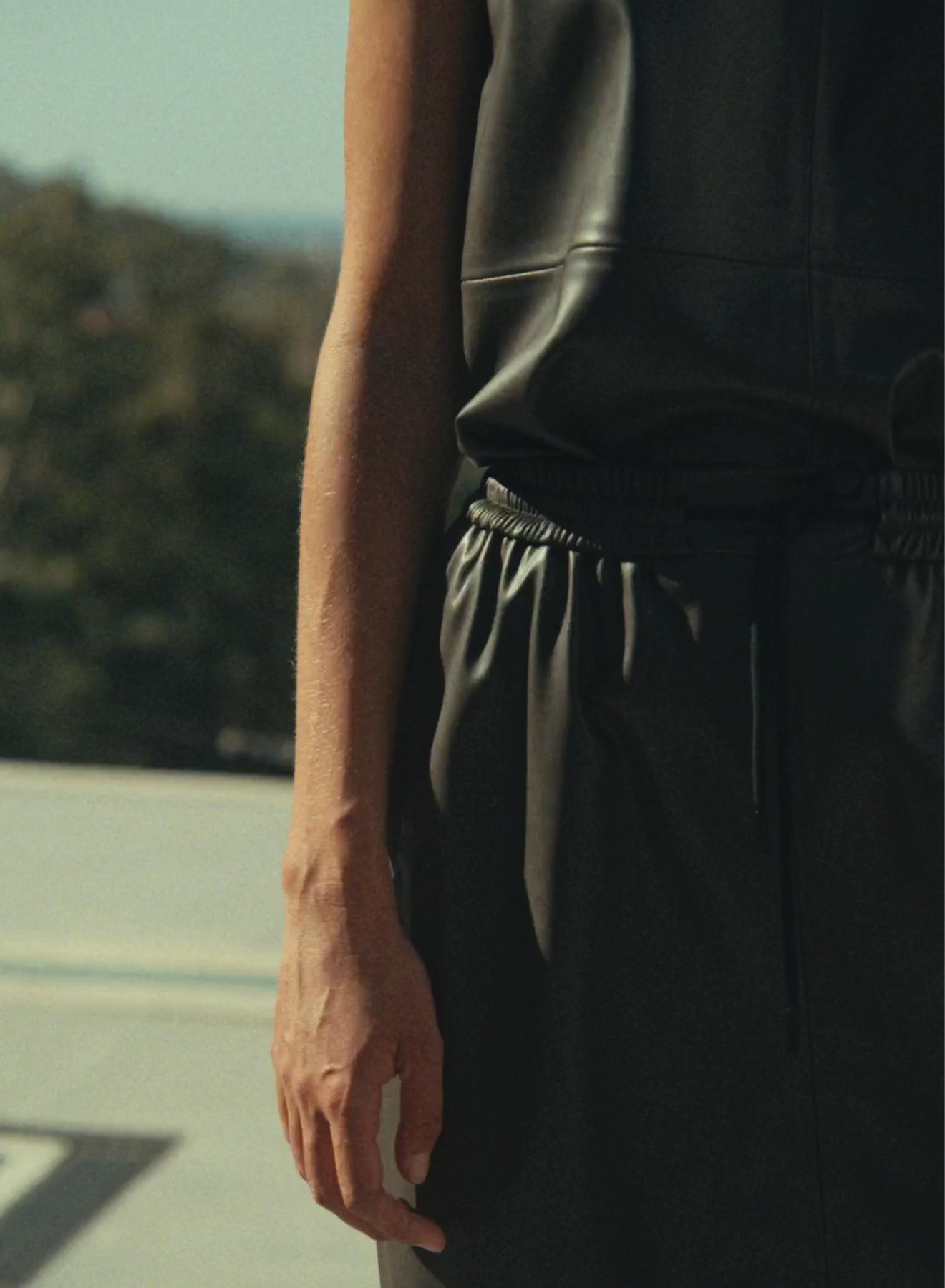 Σοκολά αμάνικο Τοπ από οικολογικό δέρμα Milla - 2