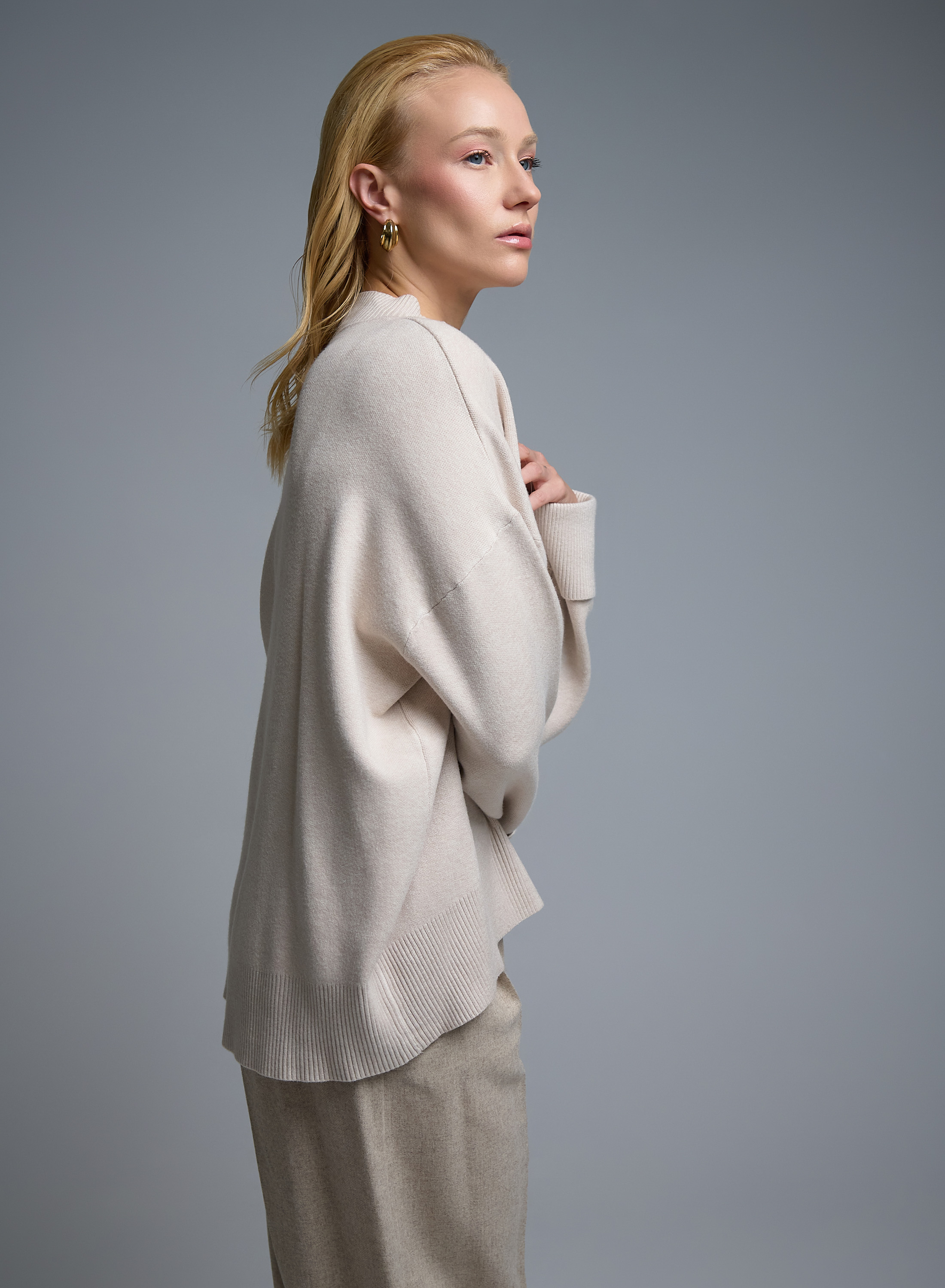 Ecru loose fit Sweater with high neck and turned up sleeves with golden buttons Lara - 4