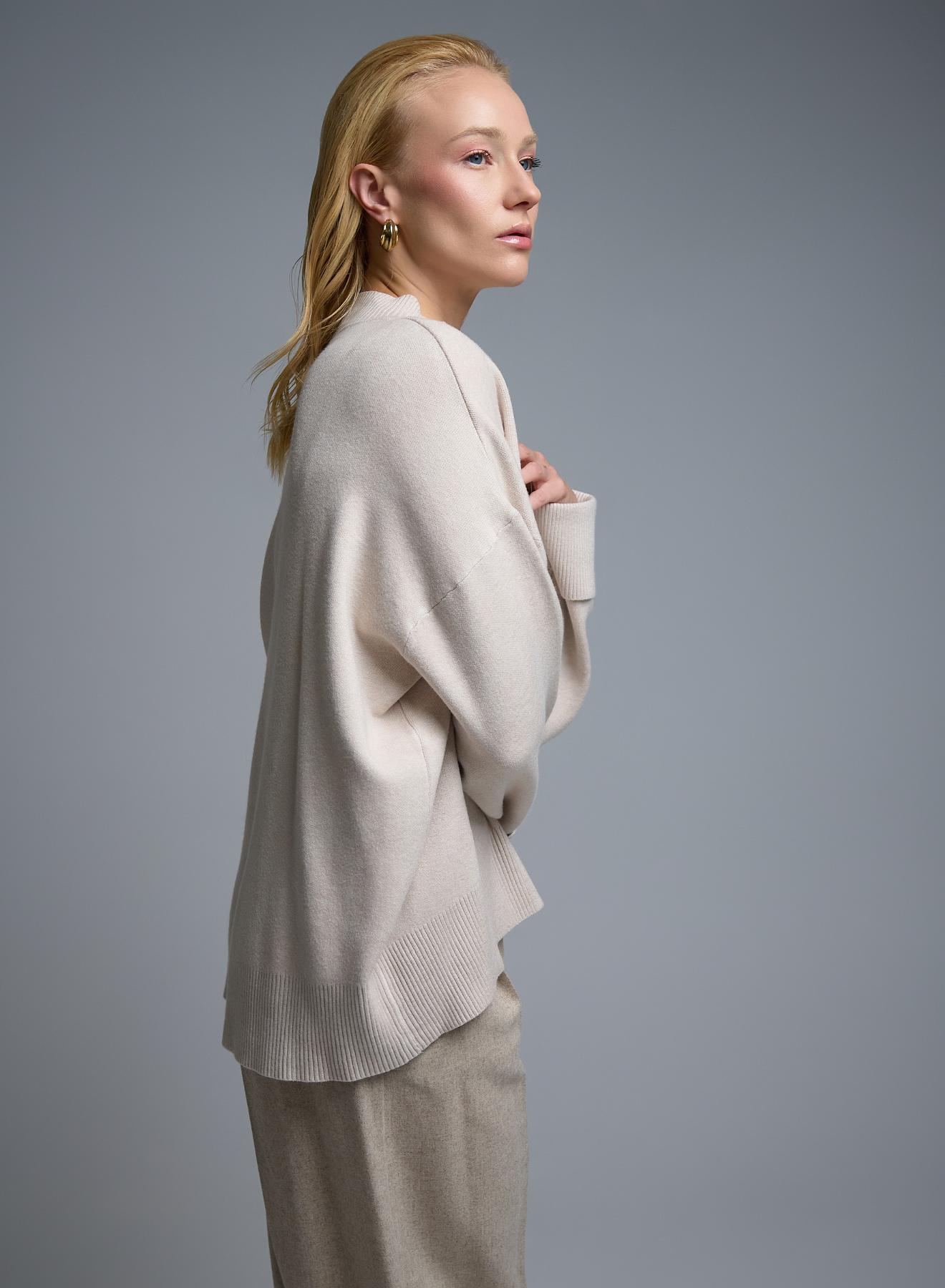 Ecru loose fit Sweater with high neck and turned up sleeves with golden buttons Lara - 5