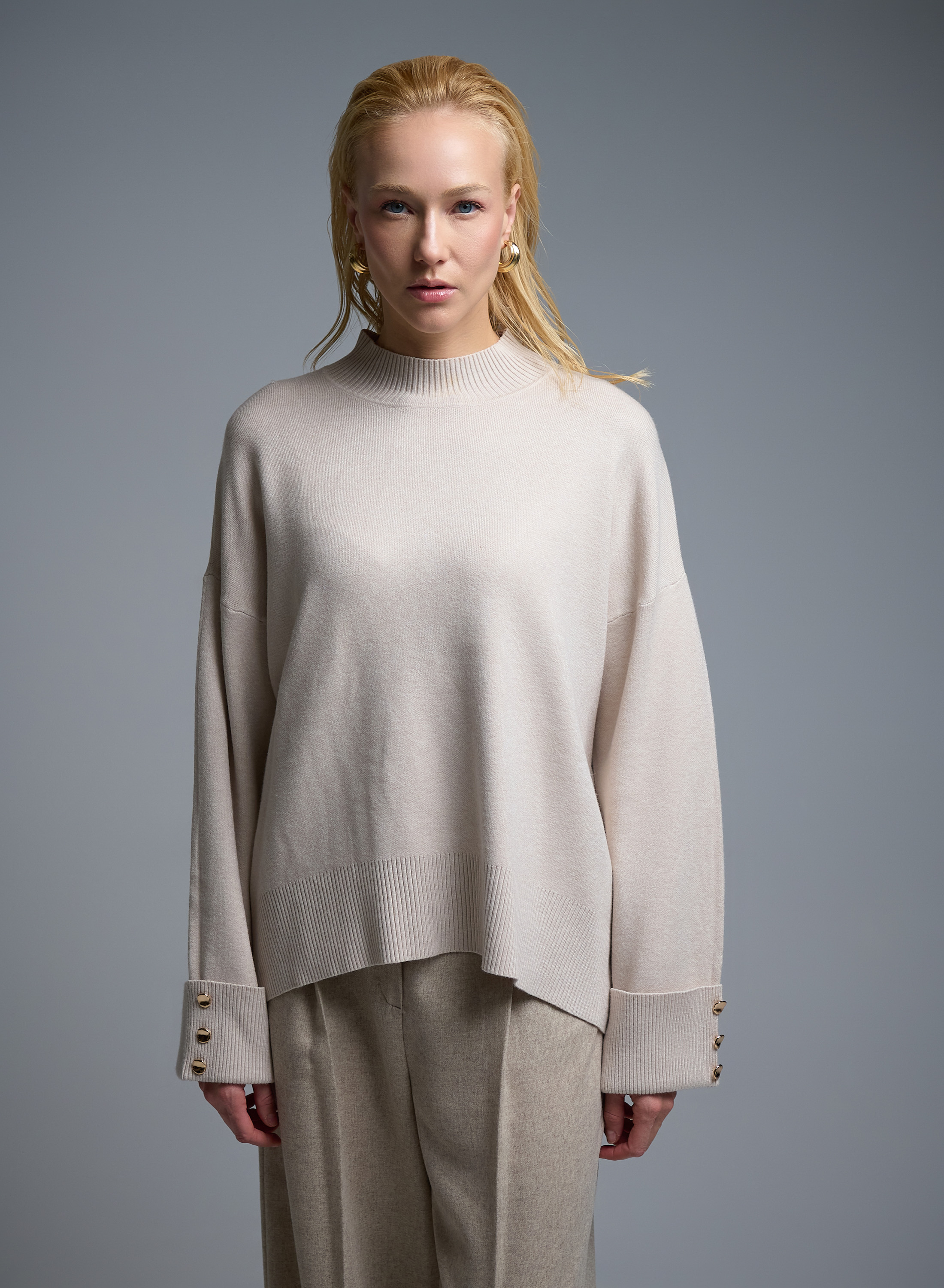 Ecru loose fit Sweater with high neck and turned up sleeves with golden buttons Lara - 3