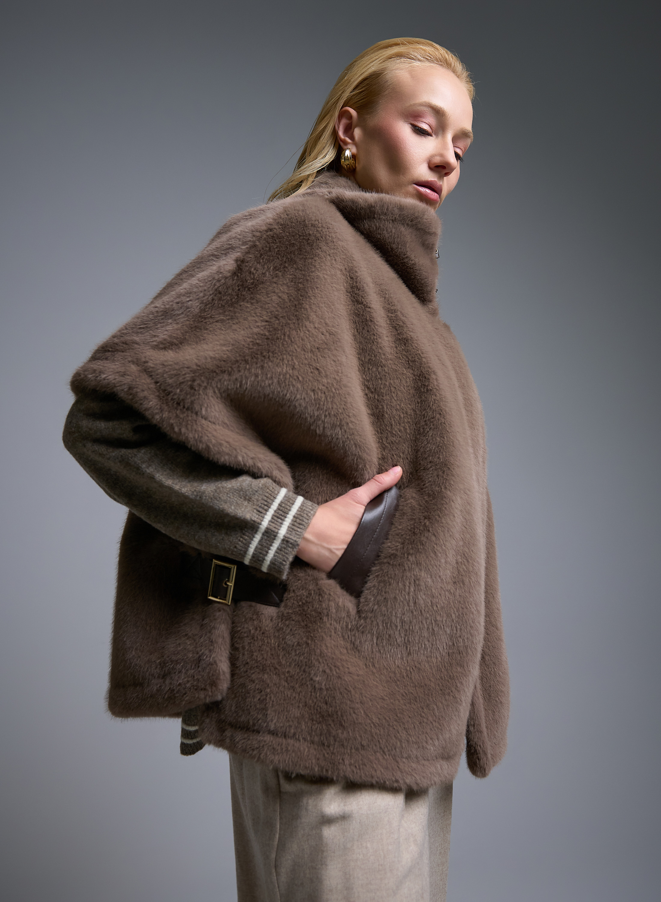 Taupe eco fur Jacket with short sleeves Motel - 6