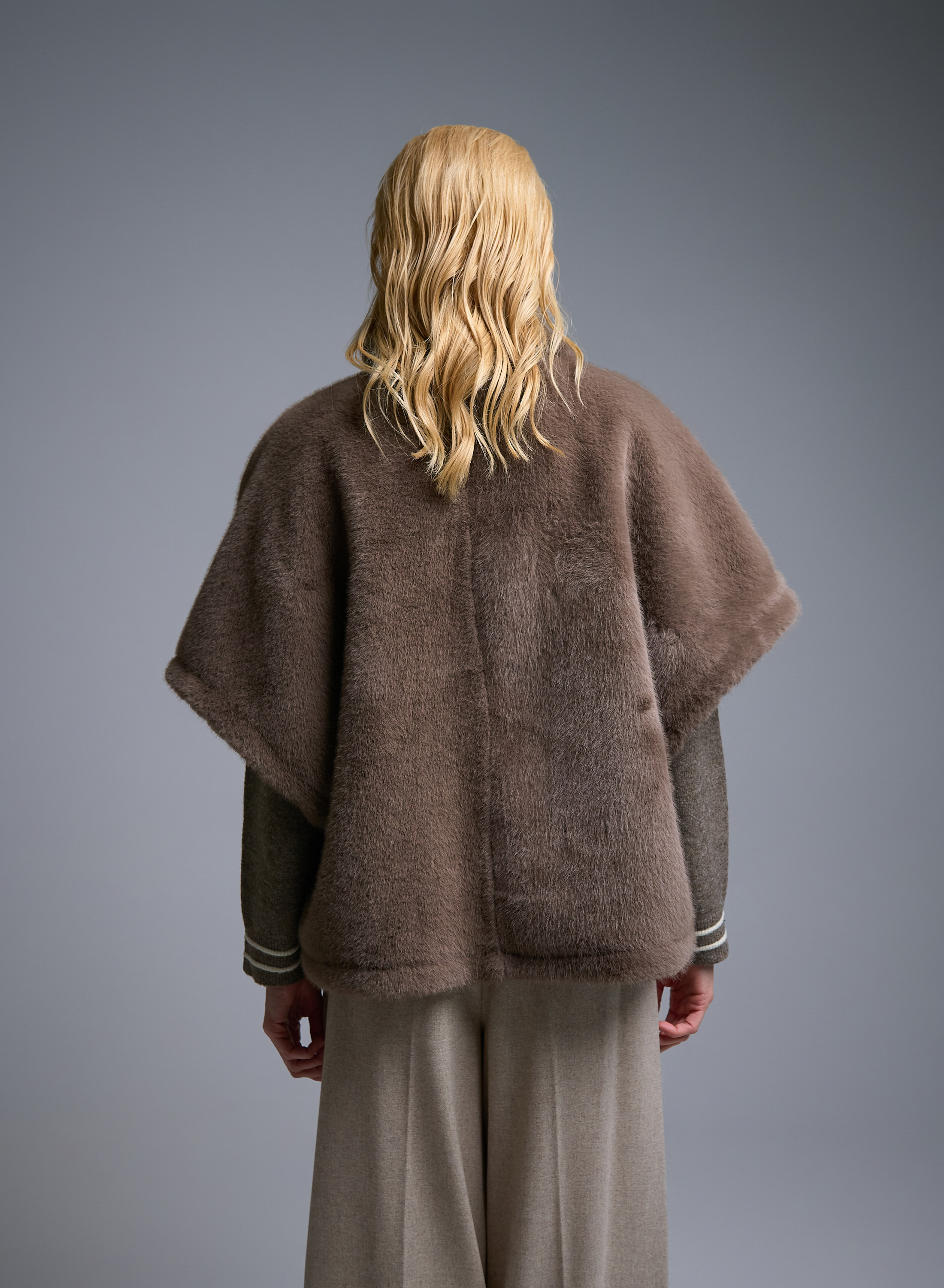 Taupe eco fur Jacket with short sleeves Motel - 7