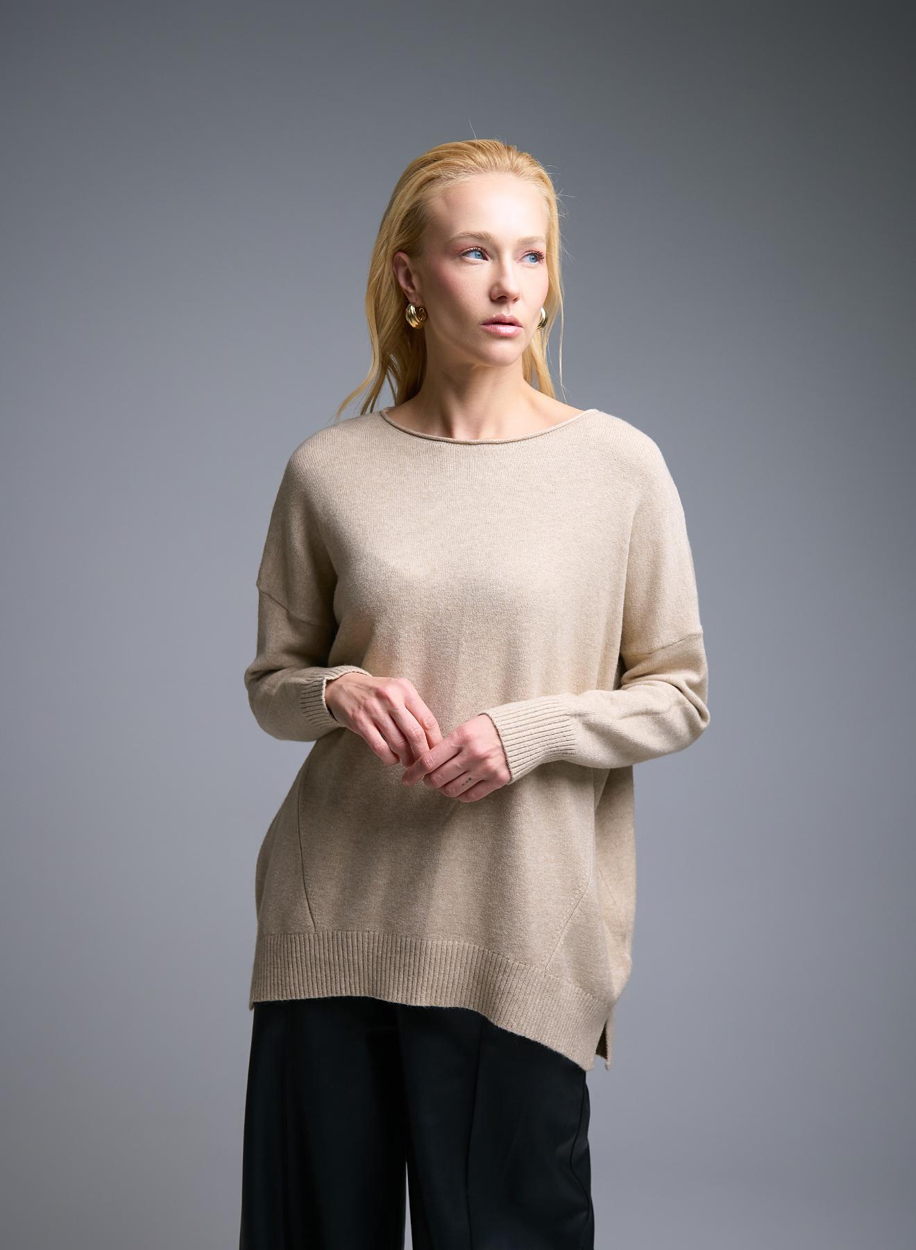Beige Sweater with side slits La Liberta - 1