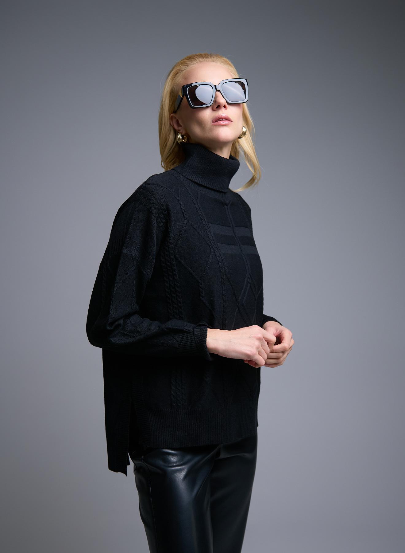 Μαύρο Πουλόβερ ζιβάγκο με ανάγλυφες λεπτομέρειες See - 1