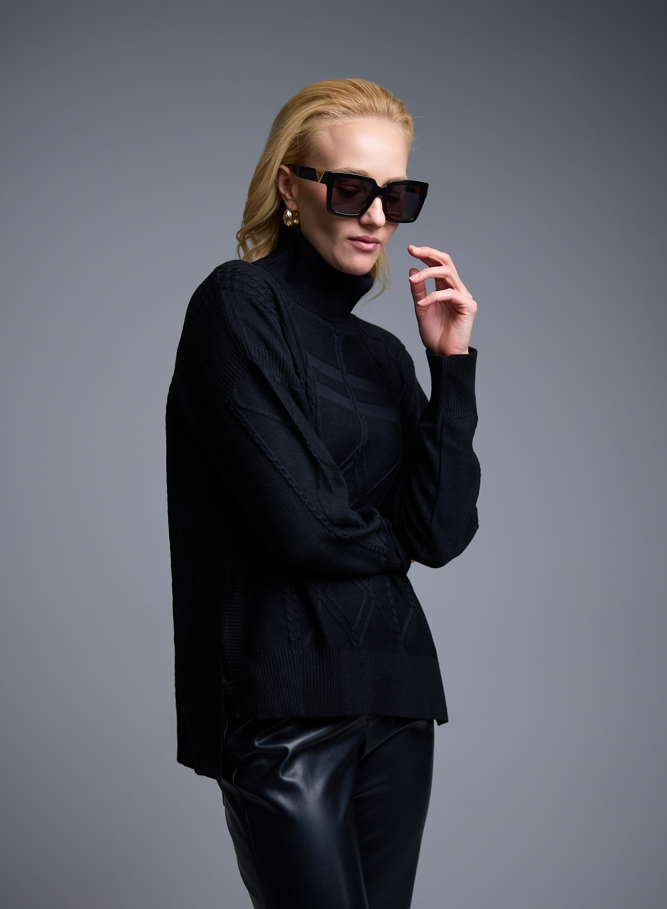 Μαύρο Πουλόβερ ζιβάγκο με ανάγλυφες λεπτομέρειες See - 4