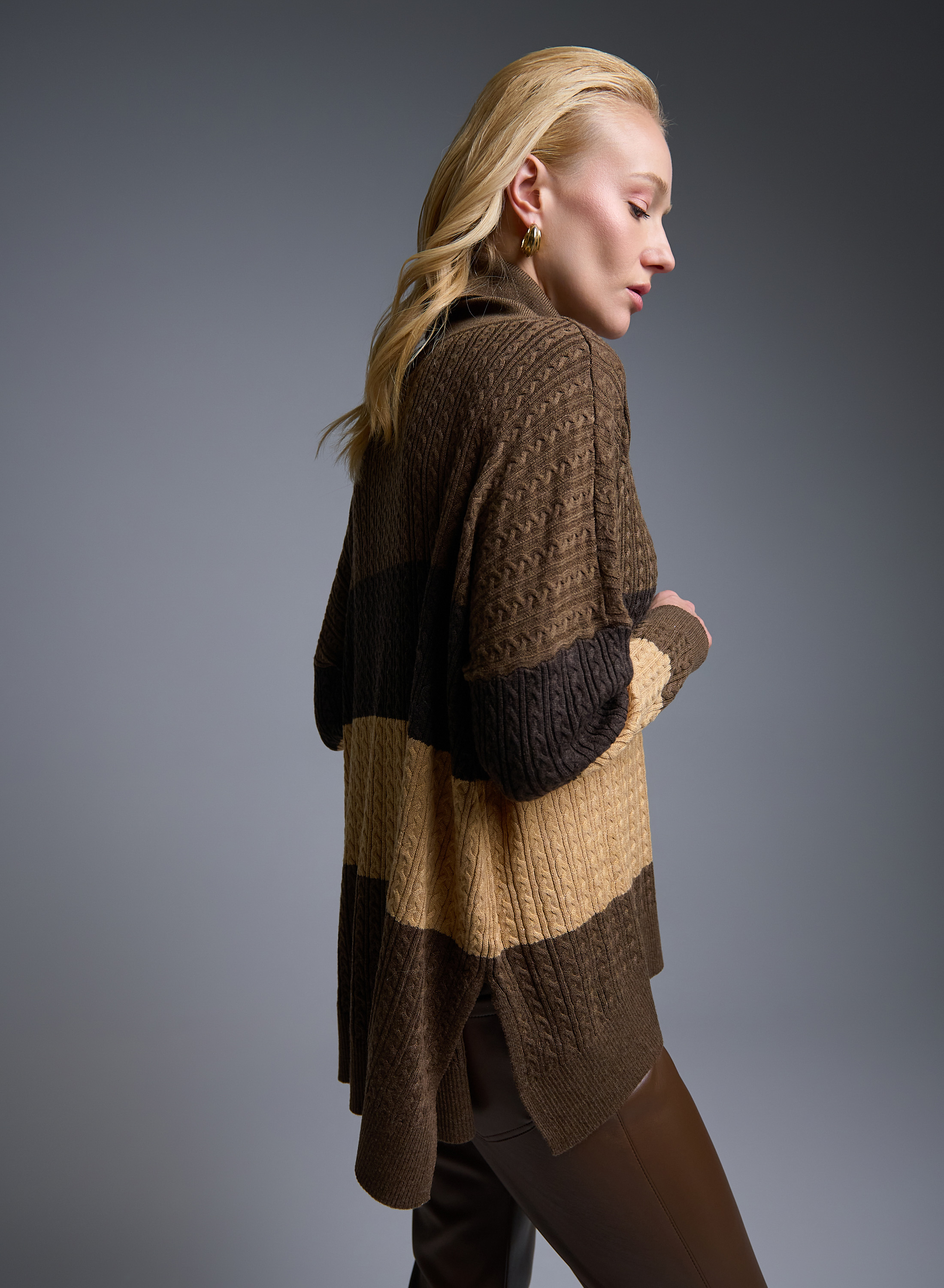 Σοκολά-Γκρι-Κάμελ Πουλόβερ ζιβάγκο με φαρδιές ρίγες και ανάγλυφες λεπτομέρειες σε χαλαρή γραμμή See - 1