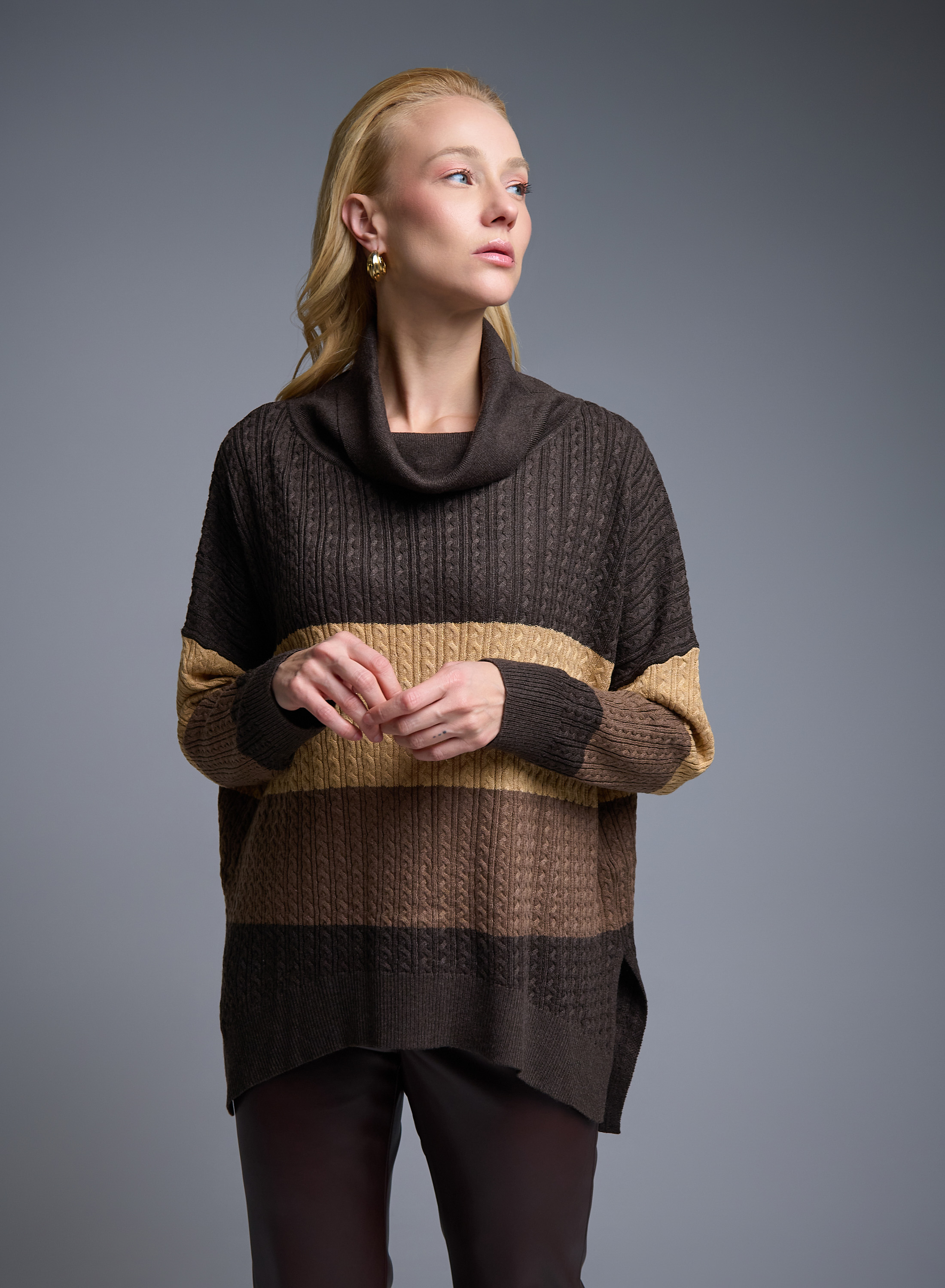 Brown-Camel-Caffe loose fit turtleneck Sweater with wide stripes and with texture details See - 0