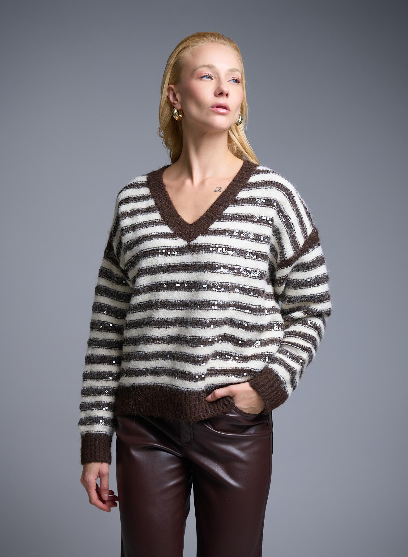 Σοκολά-Εκρού Πουλόβερ με V λαιμόκοψη και με ρίγες με παγιέτες La Liberta - 2