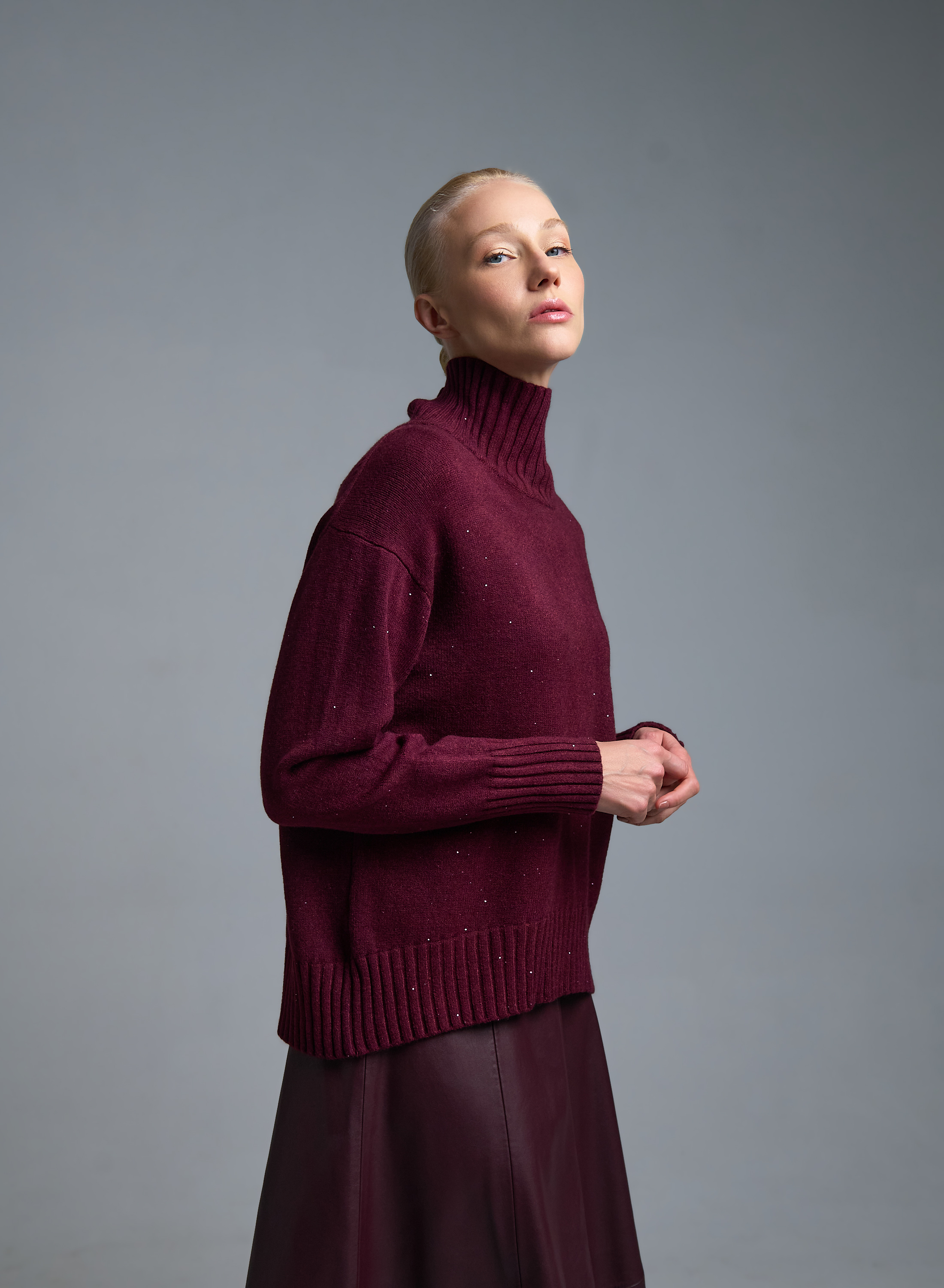 Μπορντώ Πουλόβερ ζιβάγκο με μικρές παγιέτες Valentina Milano - 2