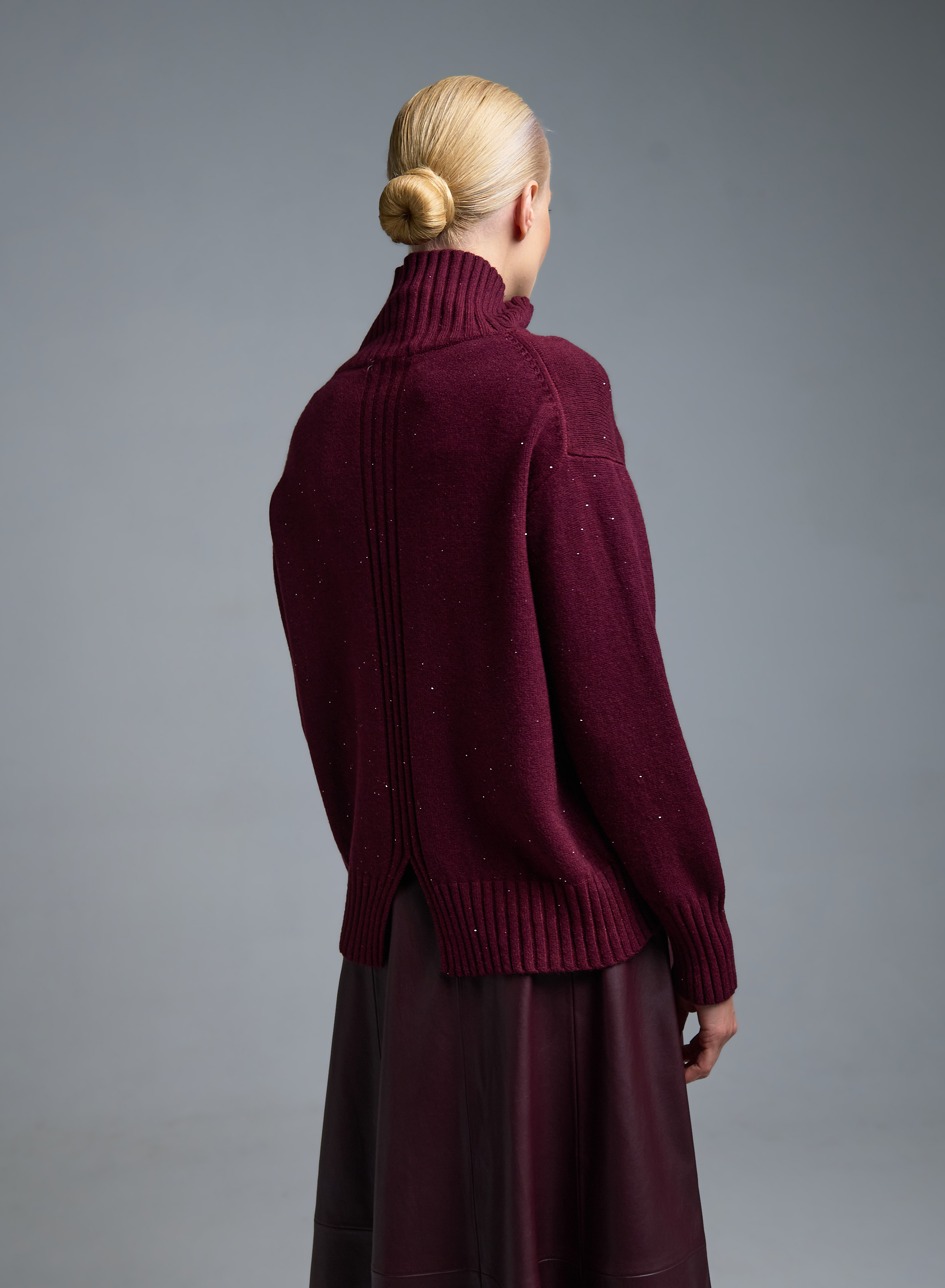 Μπορντώ Πουλόβερ ζιβάγκο με μικρές παγιέτες Valentina Milano - 4