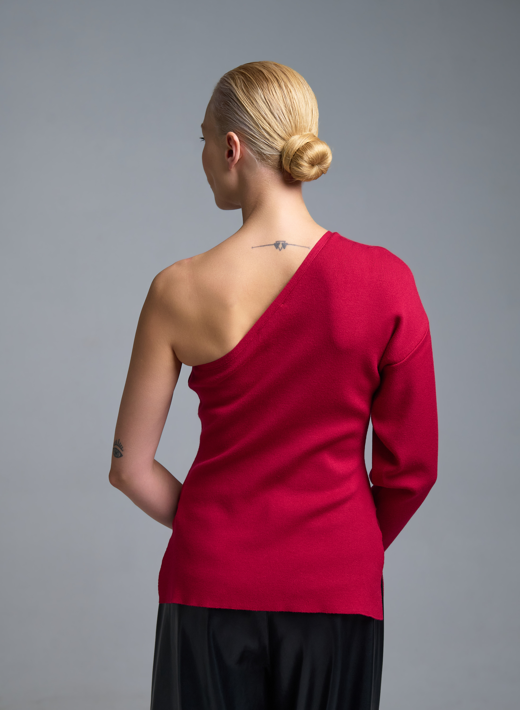 Μπορντώ πλεκτή Μπλούζα με έναν ώμο Kontatto - 4