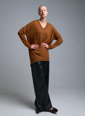 Ταμπά Πουλόβερ με V λαιμόκοψη σε χαλαρή γραμμή Kontatto - 52731