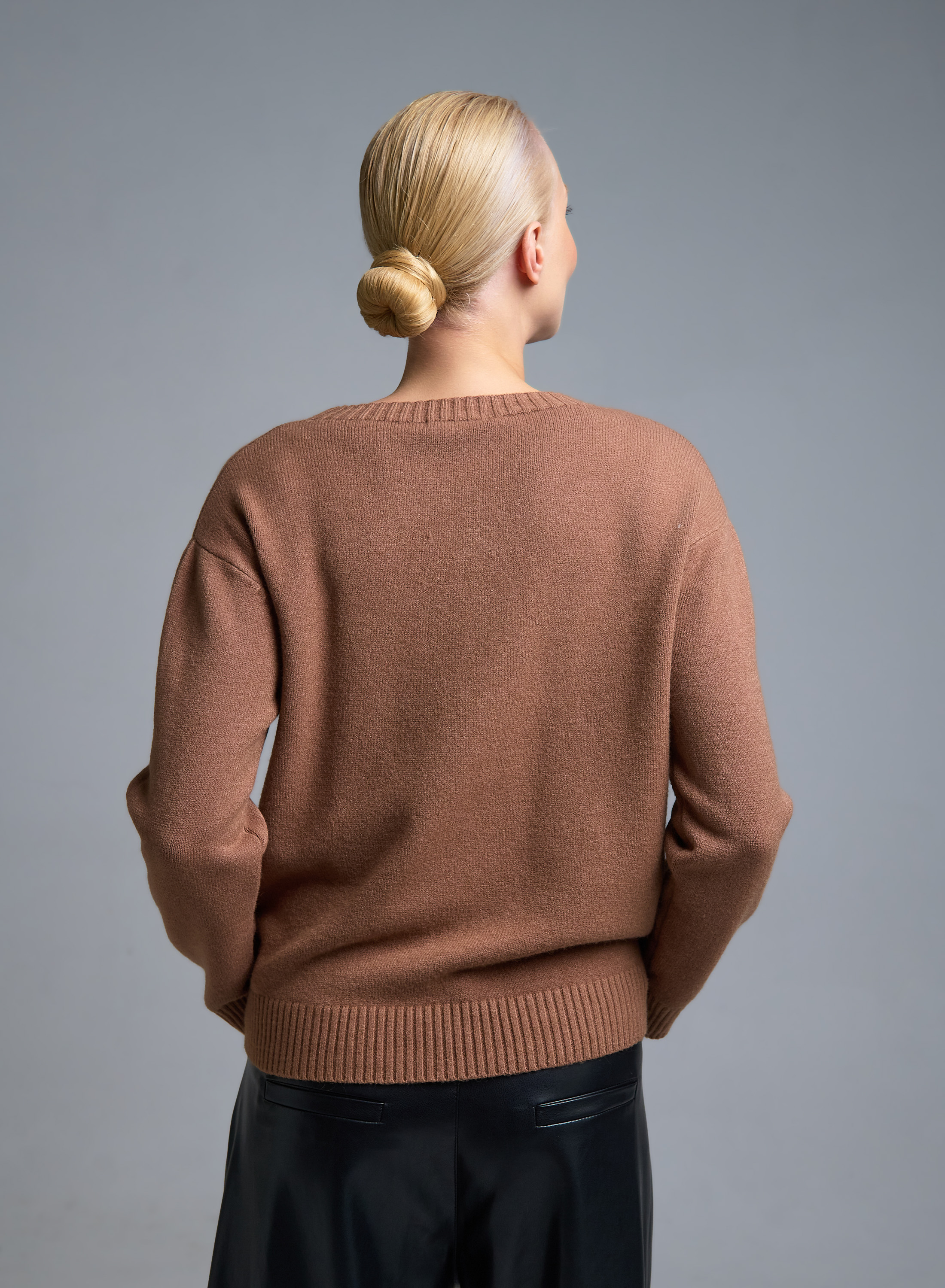 Camel Sweater with sequins Valentina Milano - 2