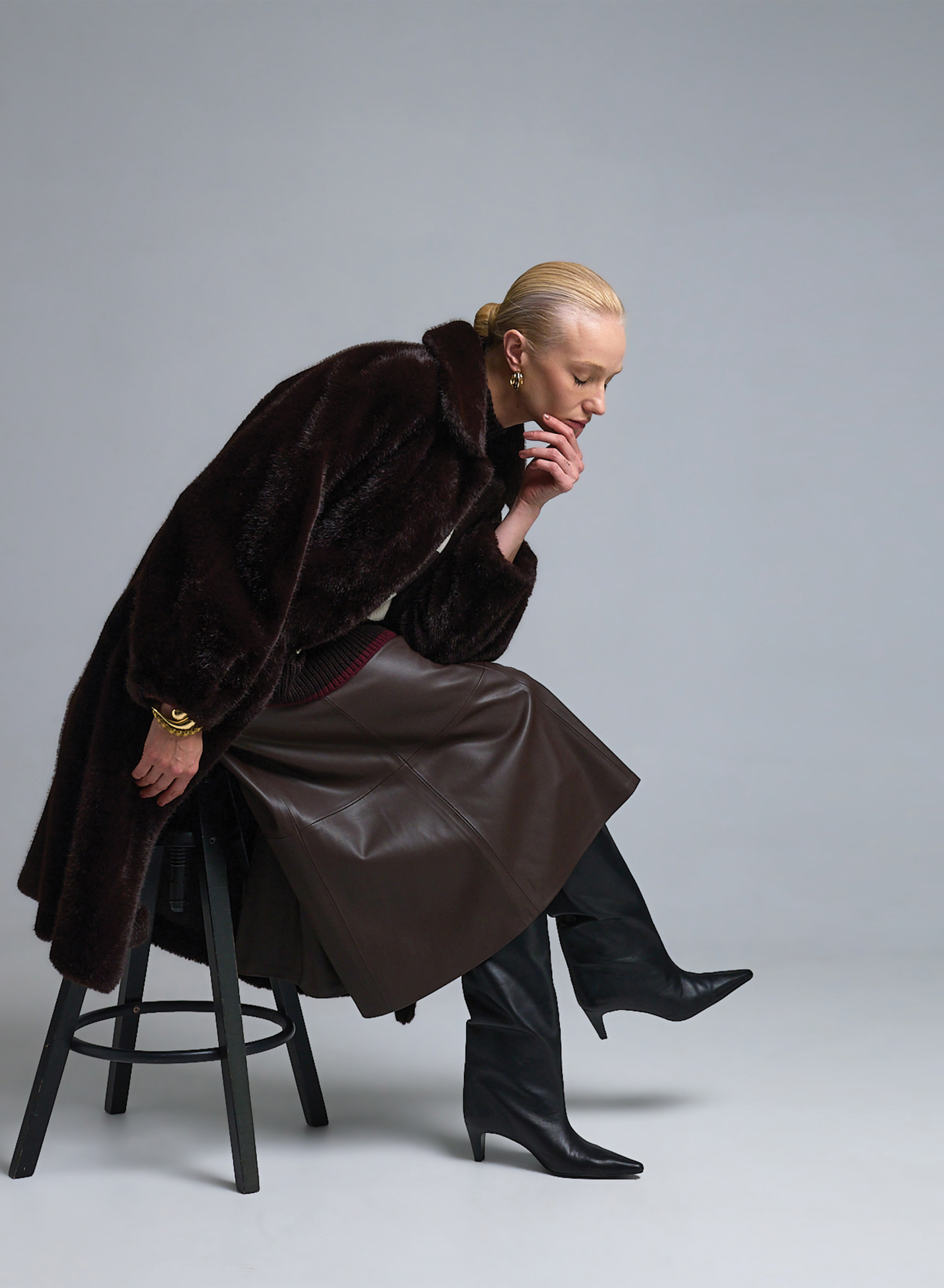 Chocolate eco fur long Coat Motel - 5