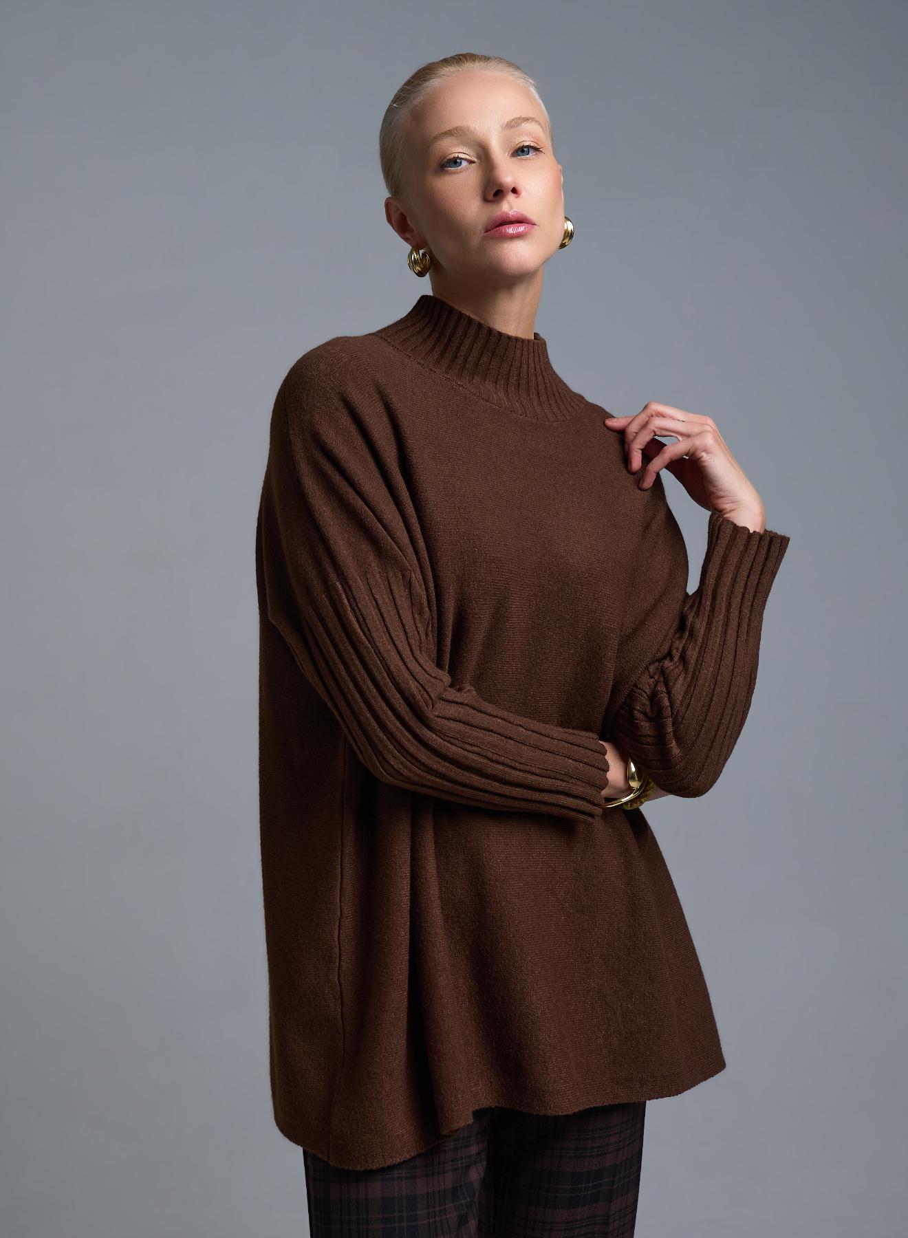 Σοκολά Πουλόβερ ημιζιβάγκο σε χαλαρή γραμμή La Liberta - 1