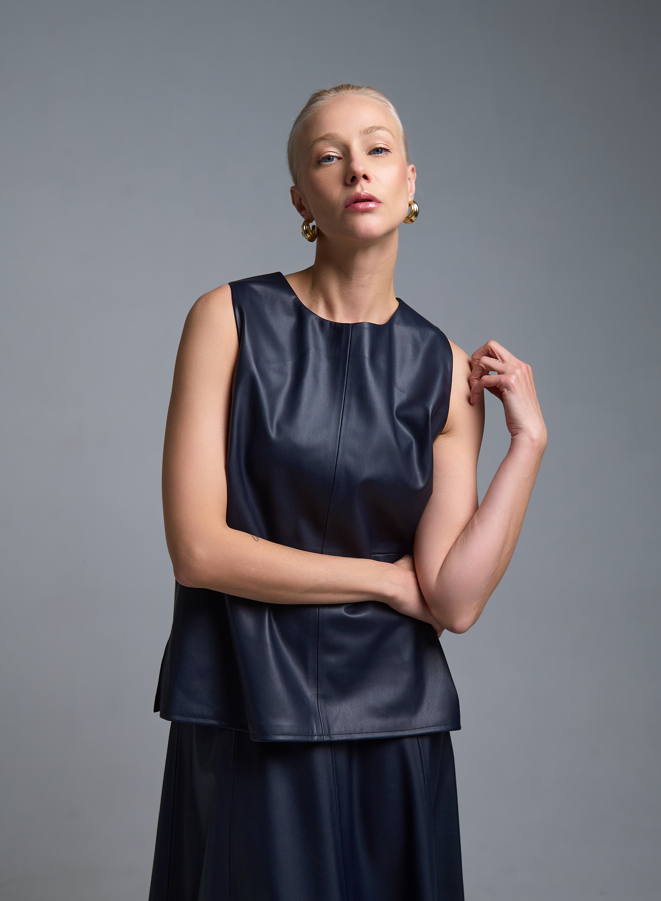 Μπλε αμάνικο Τοπ από οικολογικό δέρμα Milla - 0