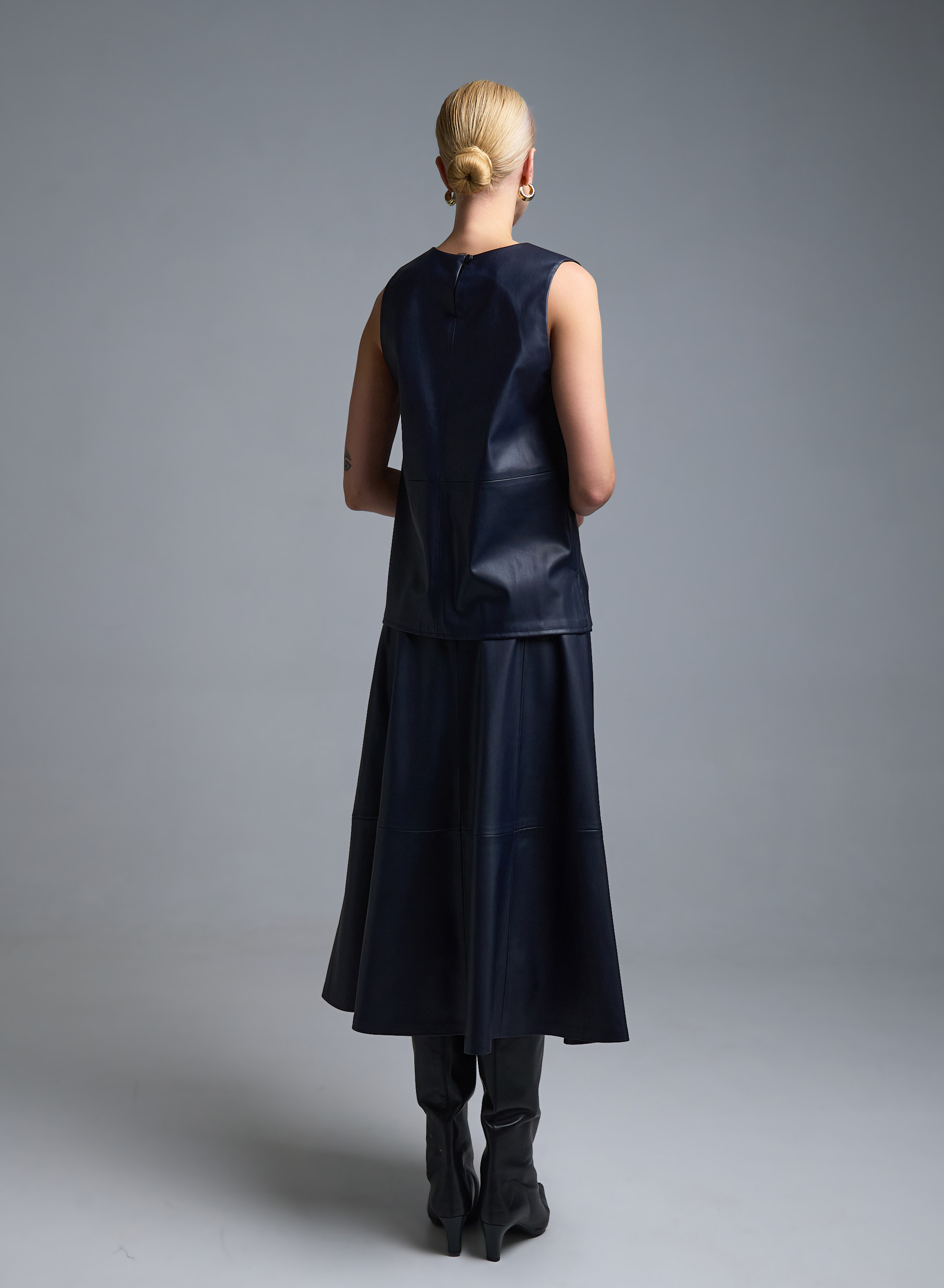 Μπλε αμάνικο Τοπ από οικολογικό δέρμα Milla - 3