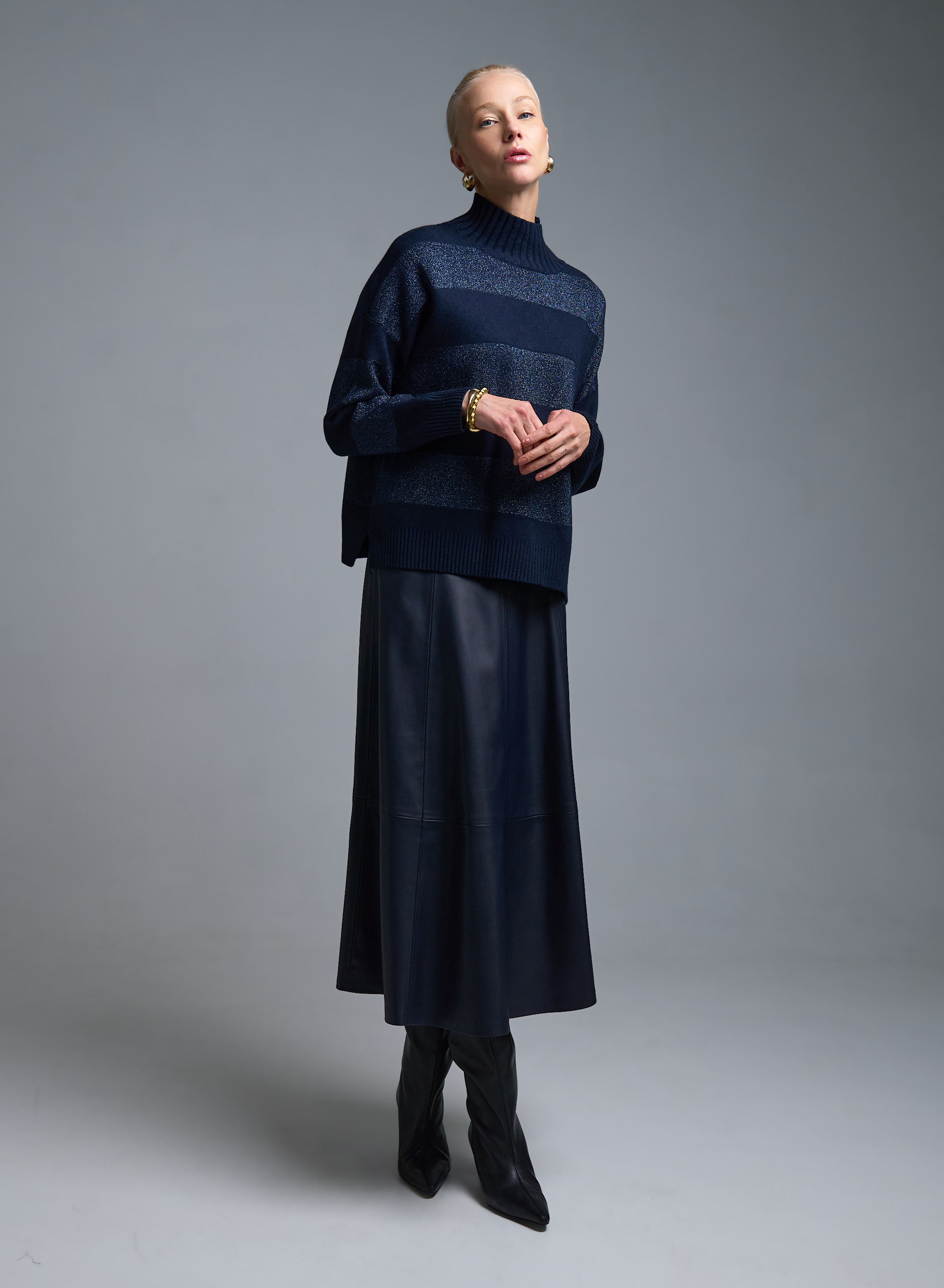 Μπλε Πουλόβερ ημιζιβάγκο με φαρδιές λούρεξ ρίγες Valentina Milano - 2