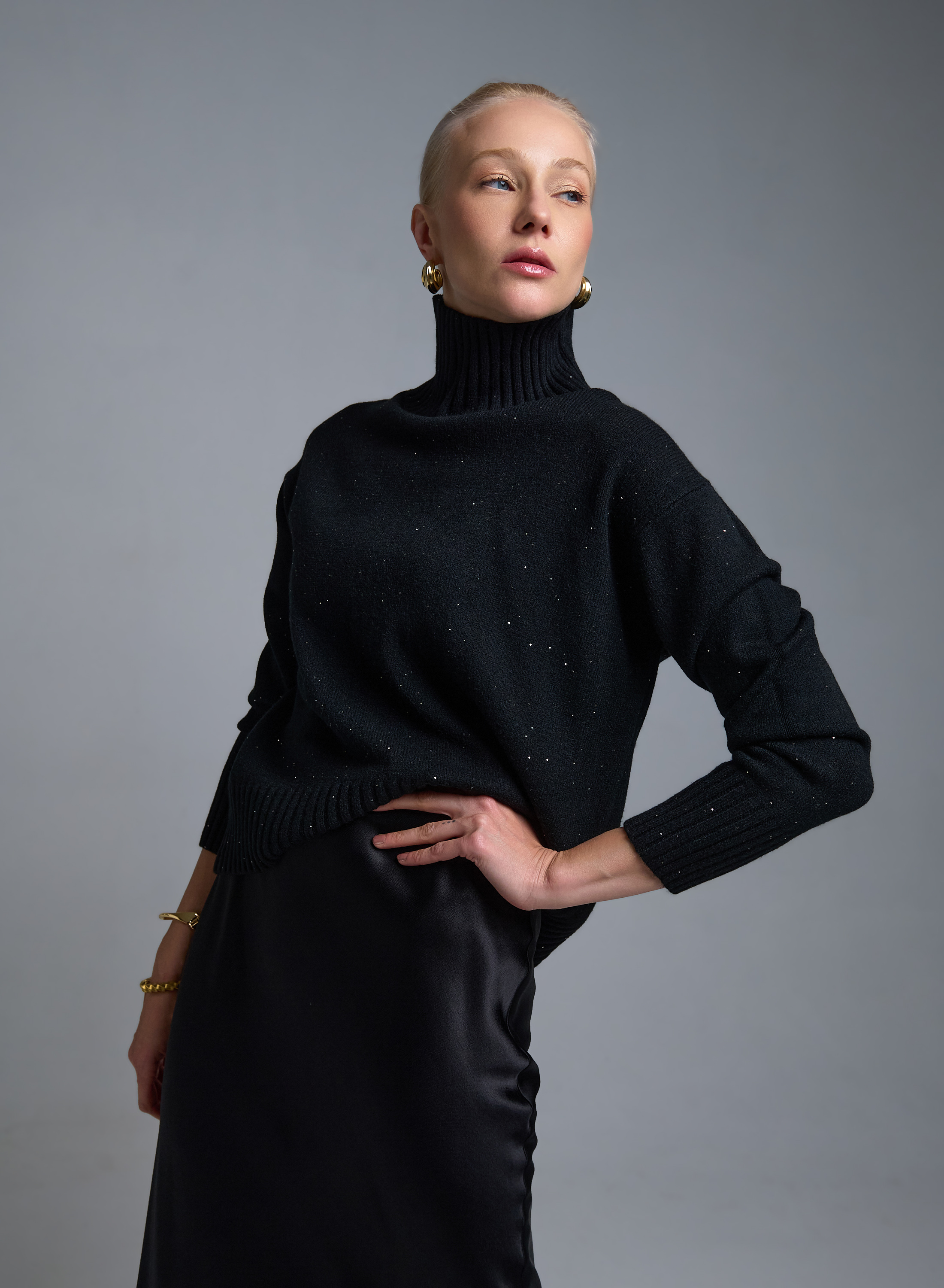Black turtleneck Sweater with small sequins Valentina Milano - 2